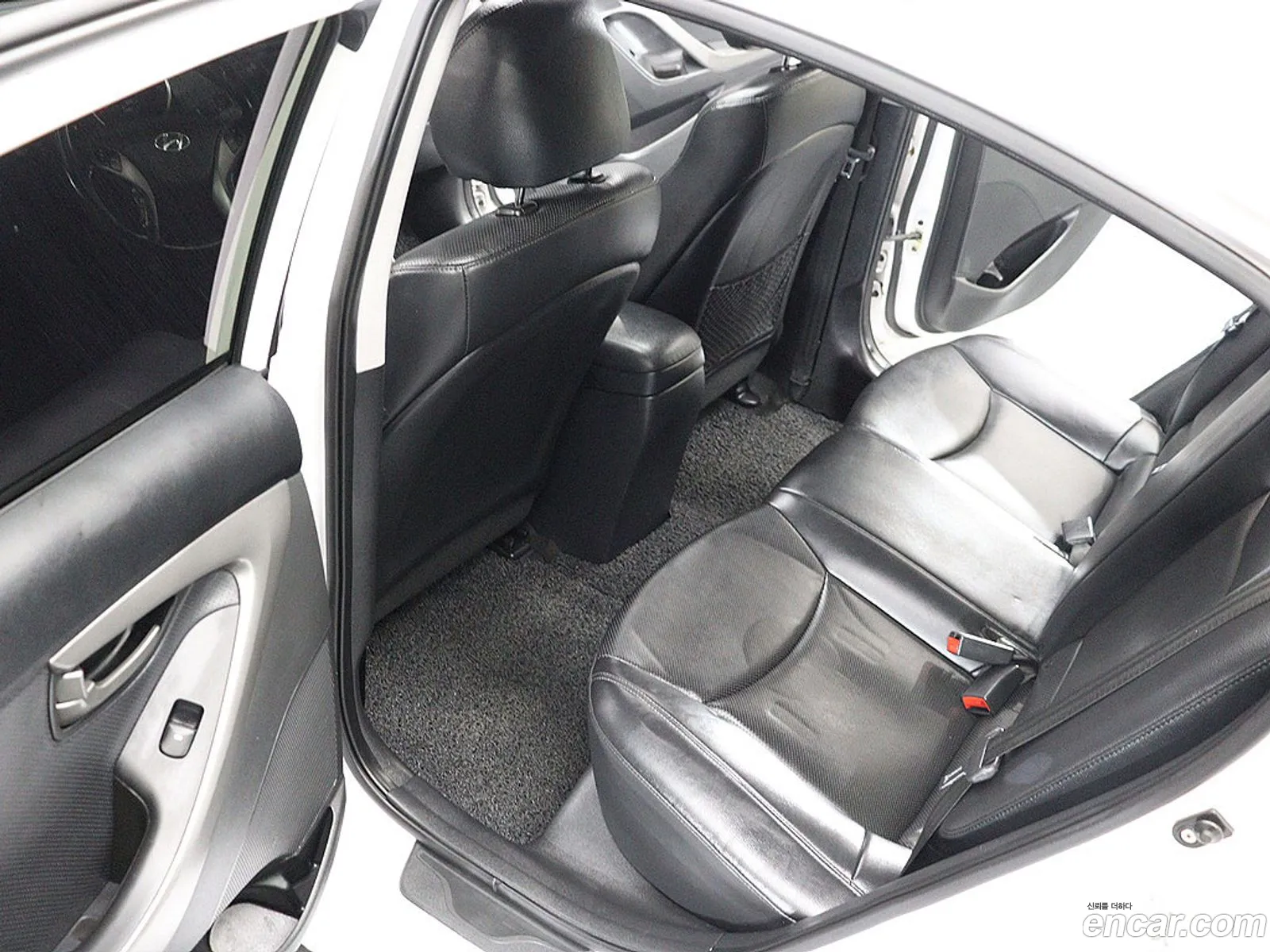 Hyundai Elantra MD 2013 — 10