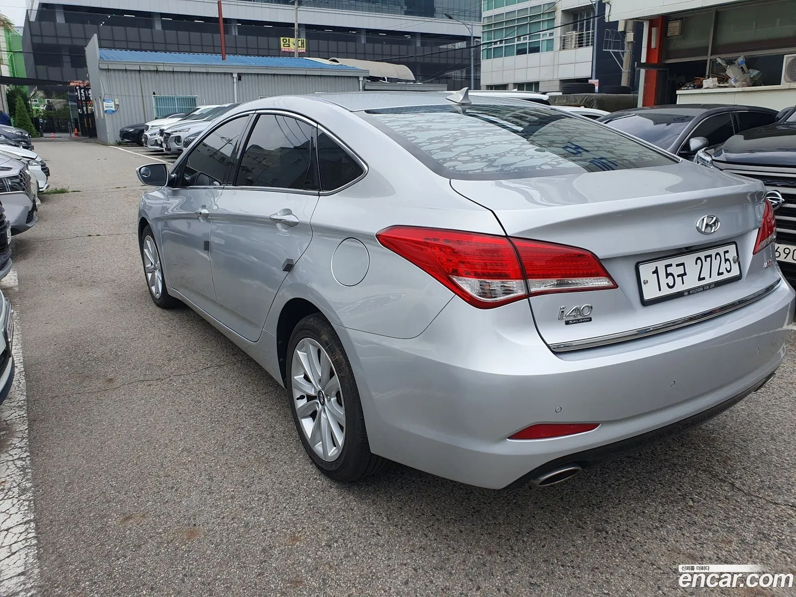 Hyundai i40 Saloon 2013 — 19