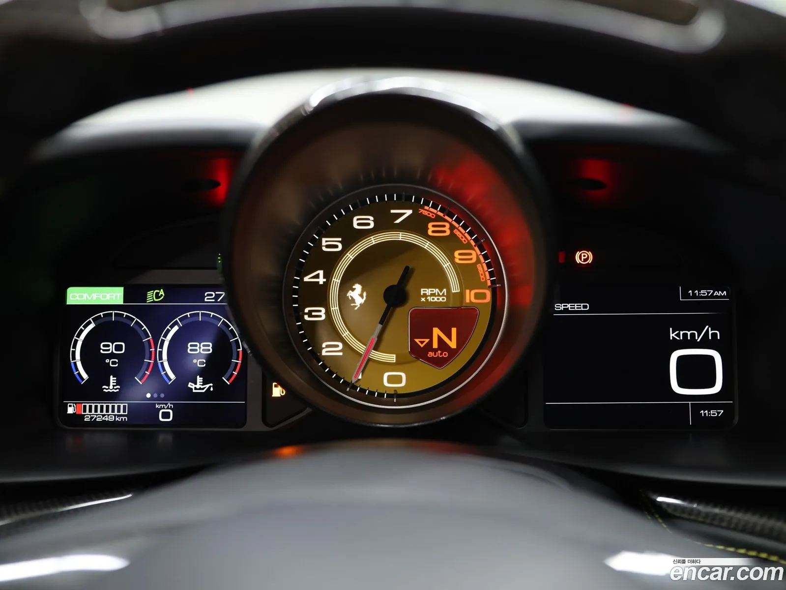 Ferrari GTC4Lusso 2019 — 10