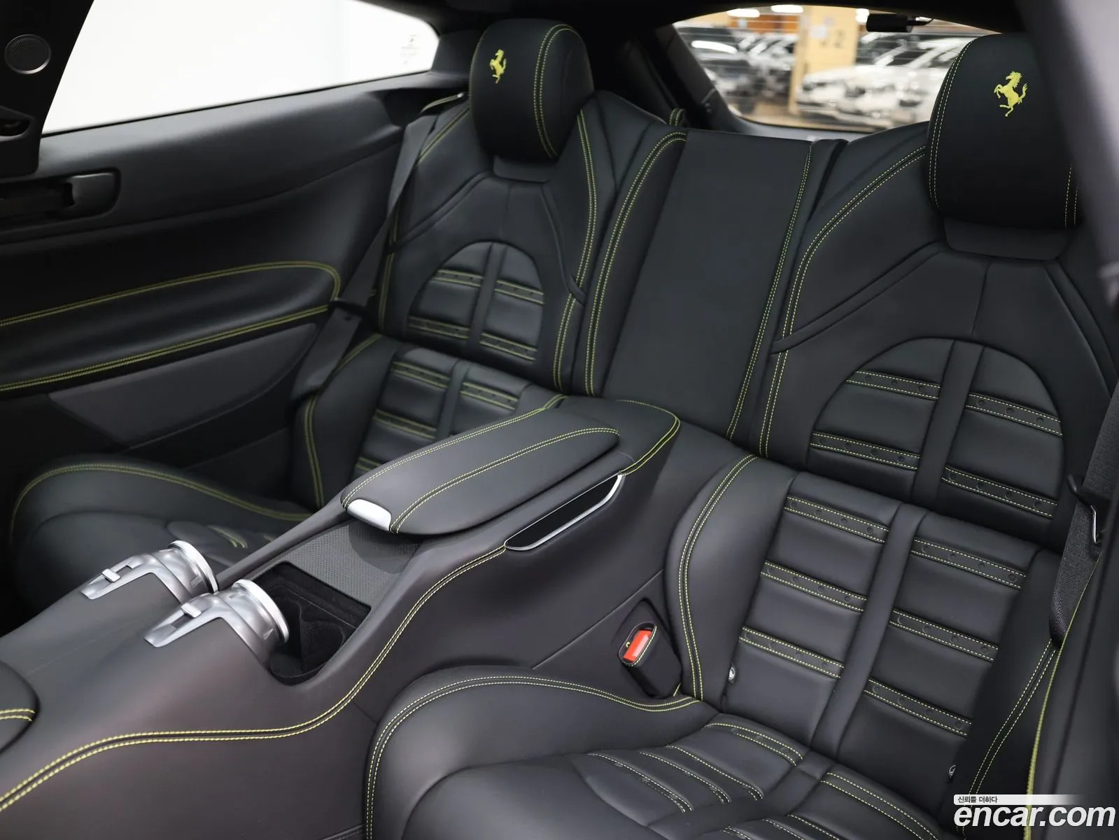 Ferrari GTC4Lusso 2019 — 17