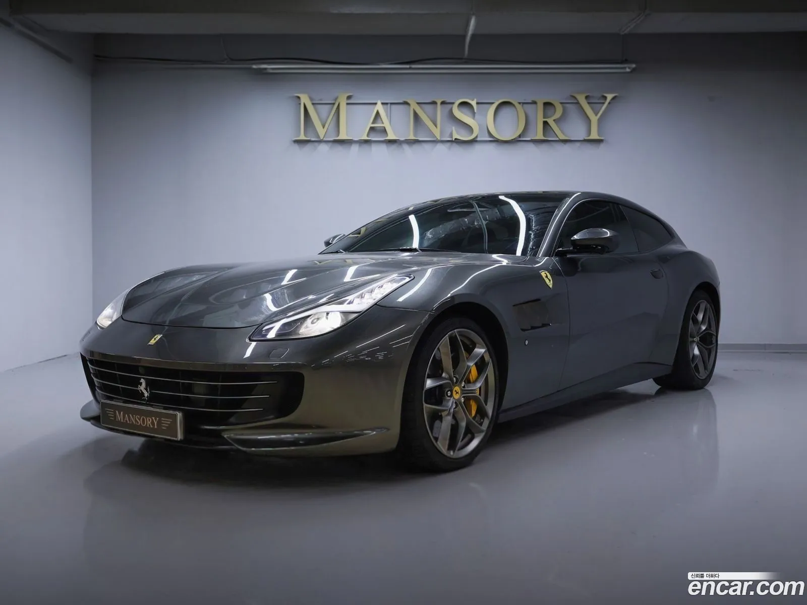 Ferrari GTC4Lusso