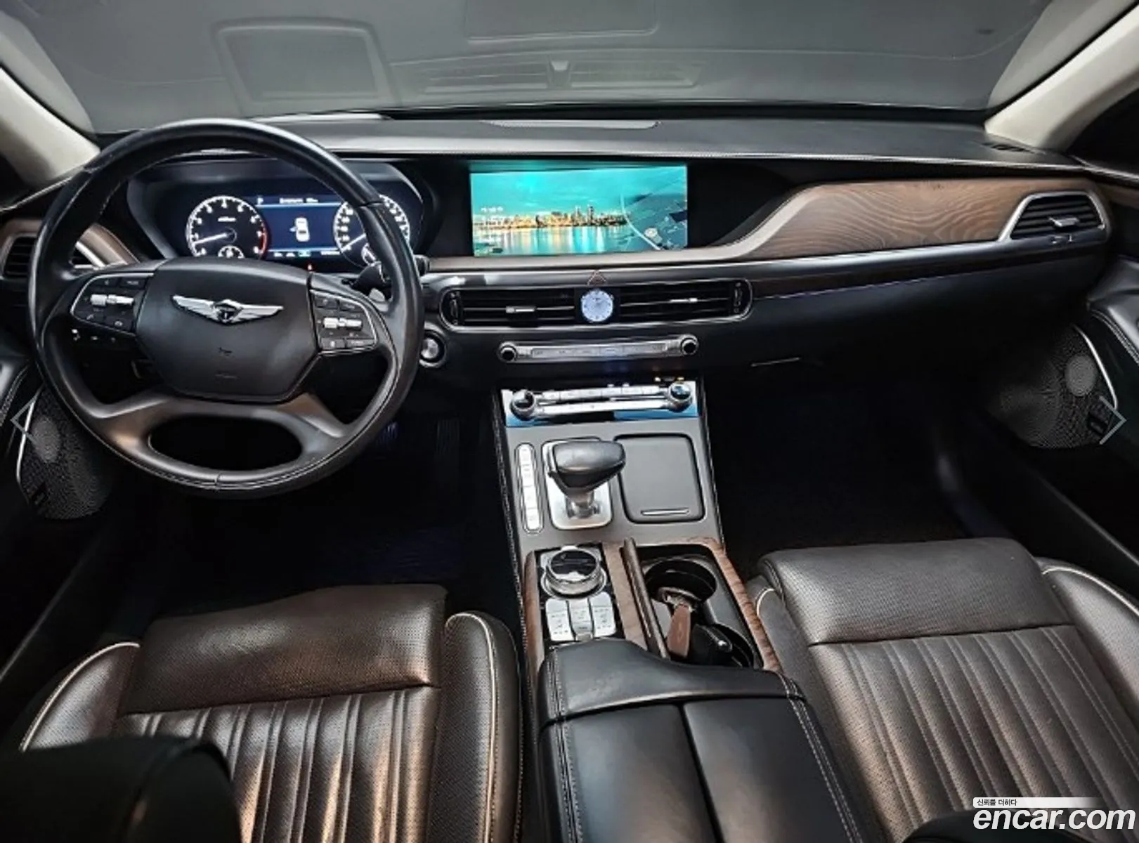 Genesis G90 2018 — 18