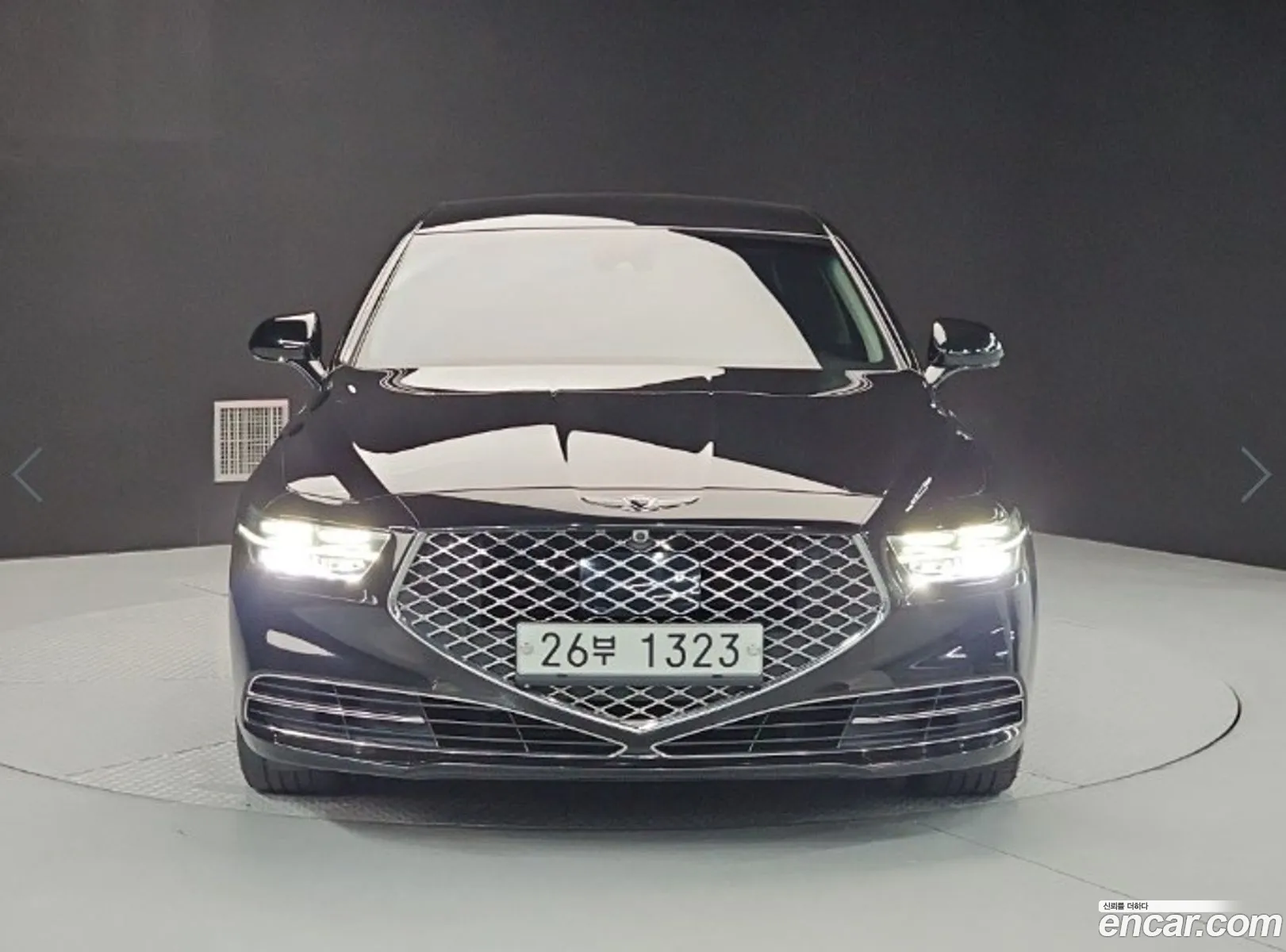 Genesis G90 2018 — 8