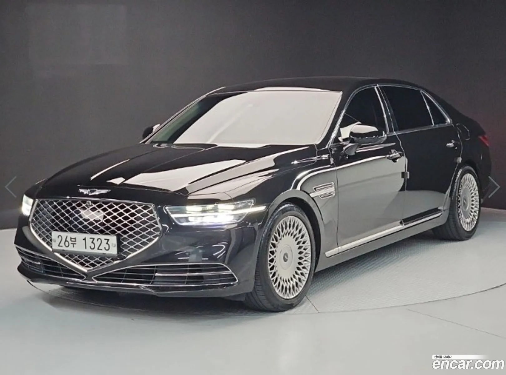 Genesis G90 2018 — 14