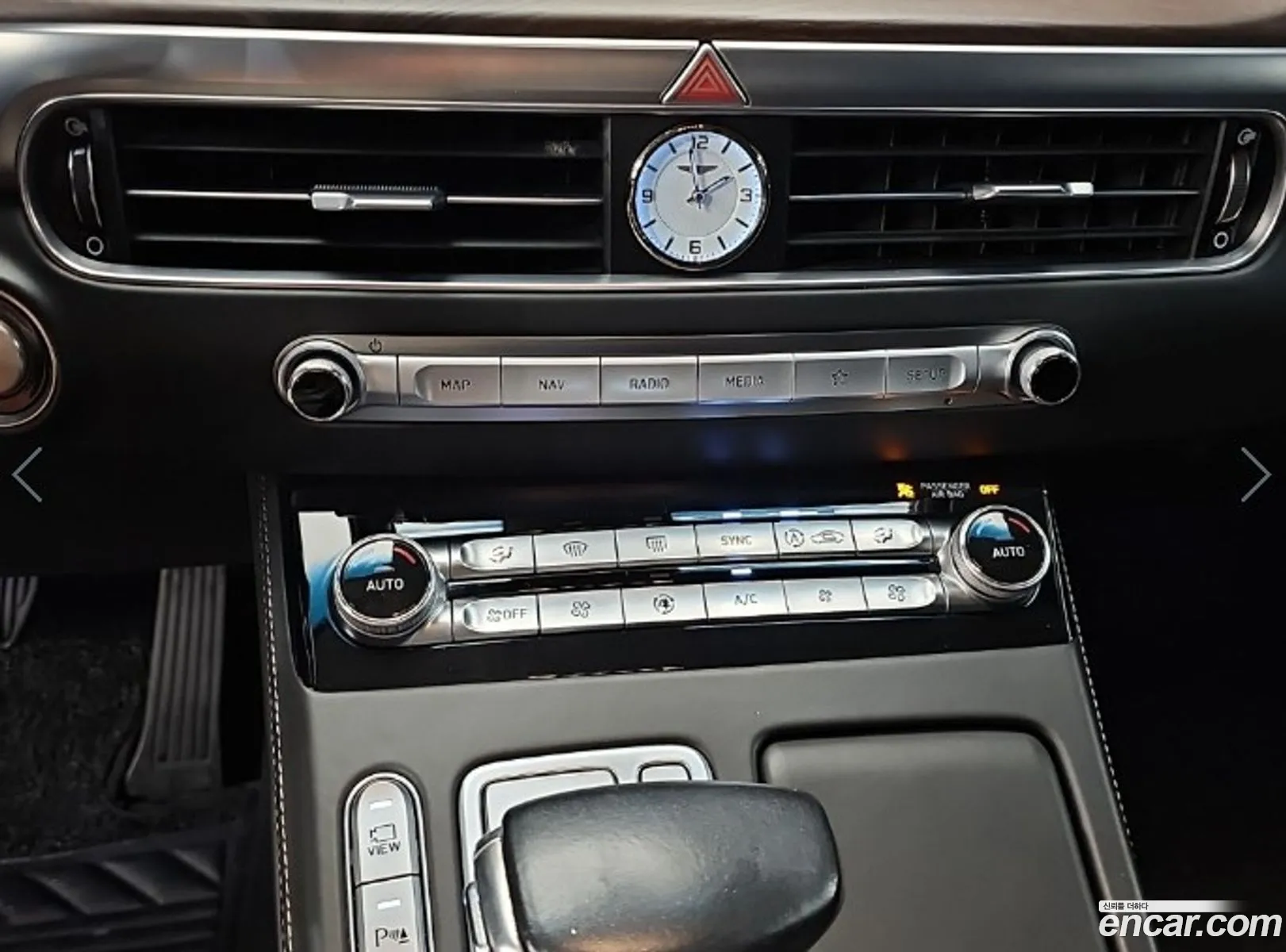 Genesis G90 2018 — 11