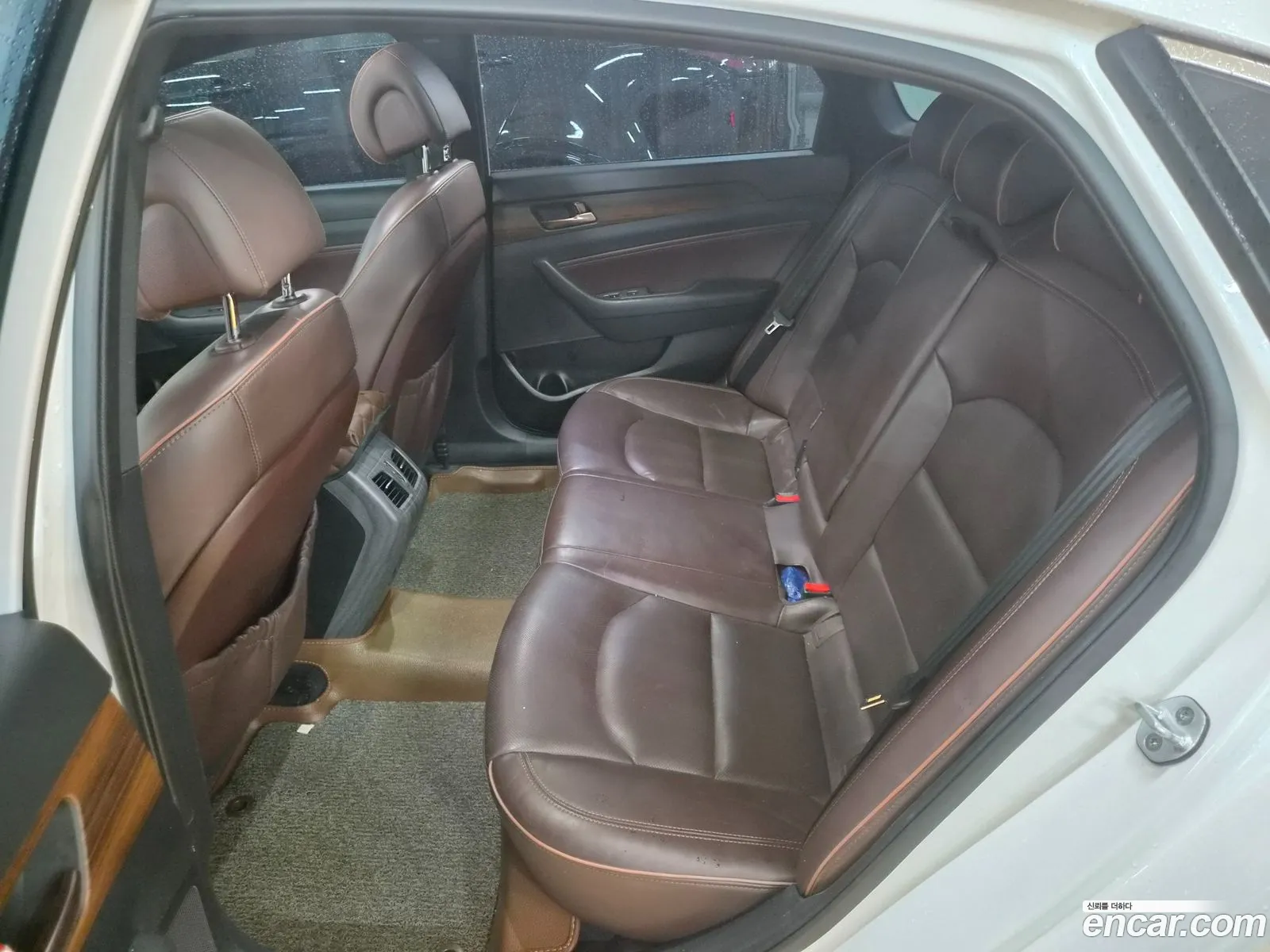 Hyundai LF Sonata 2015 — 14