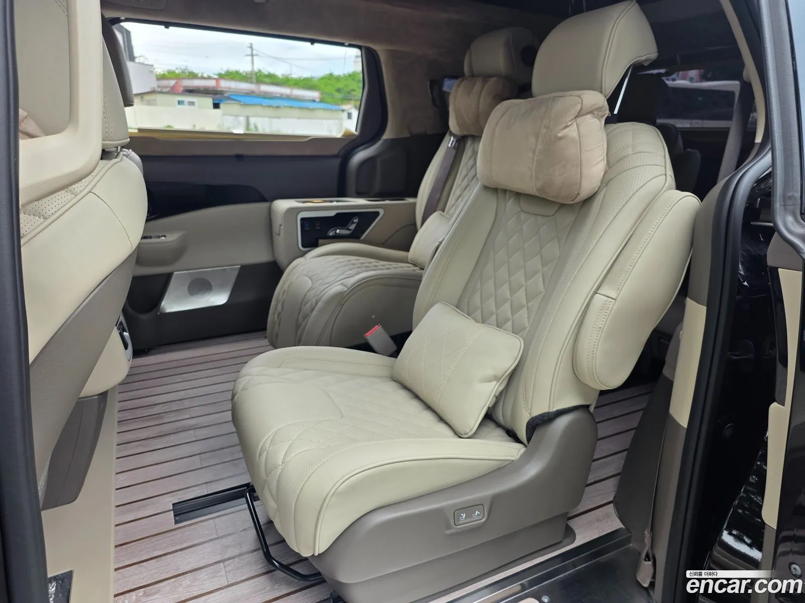 Kia Carnival 2024 — 8