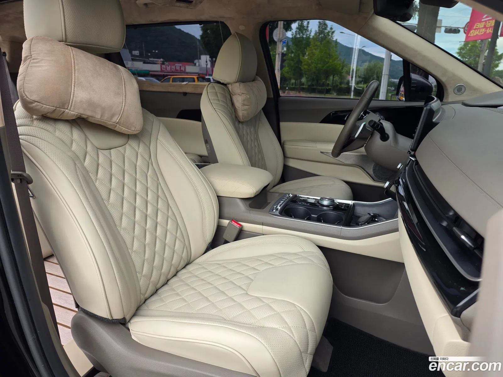 Kia Carnival 2024 — 11