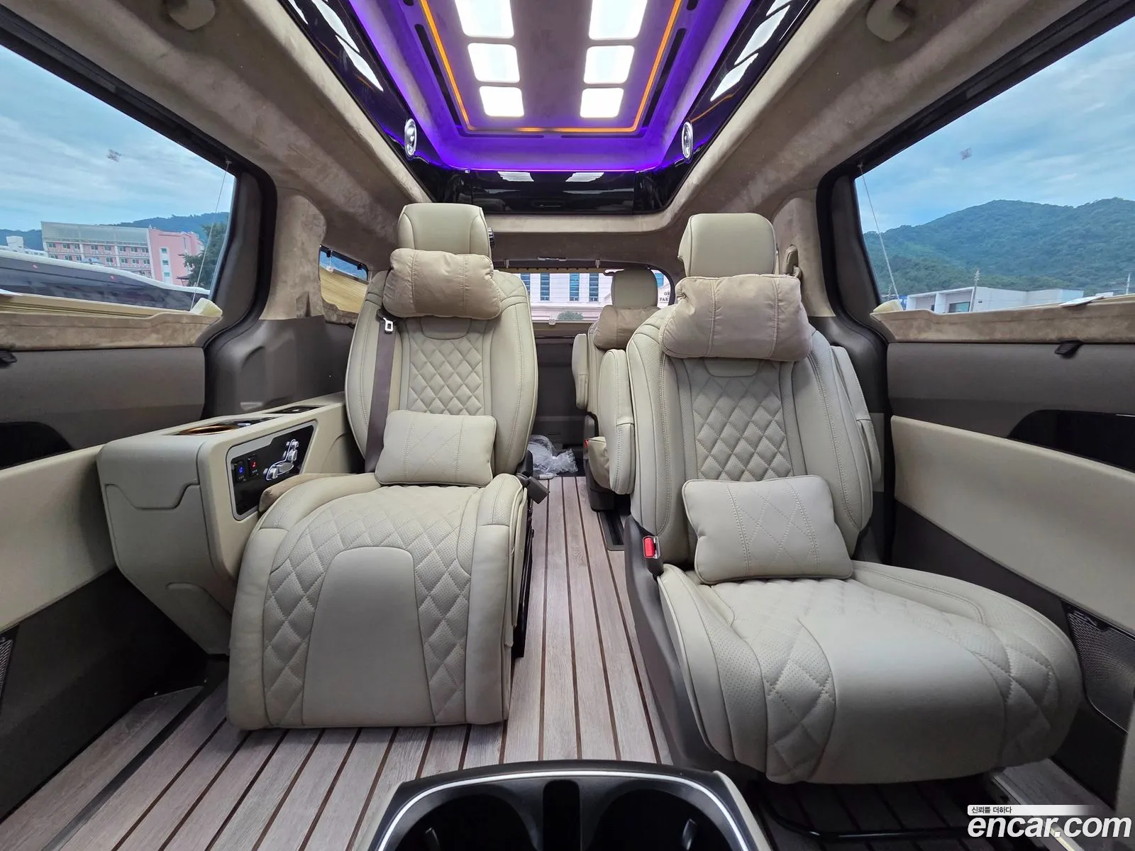 Kia Carnival 2024 — 14