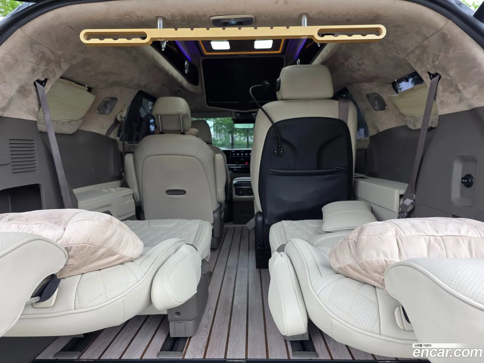 Kia Carnival 2024 — 4