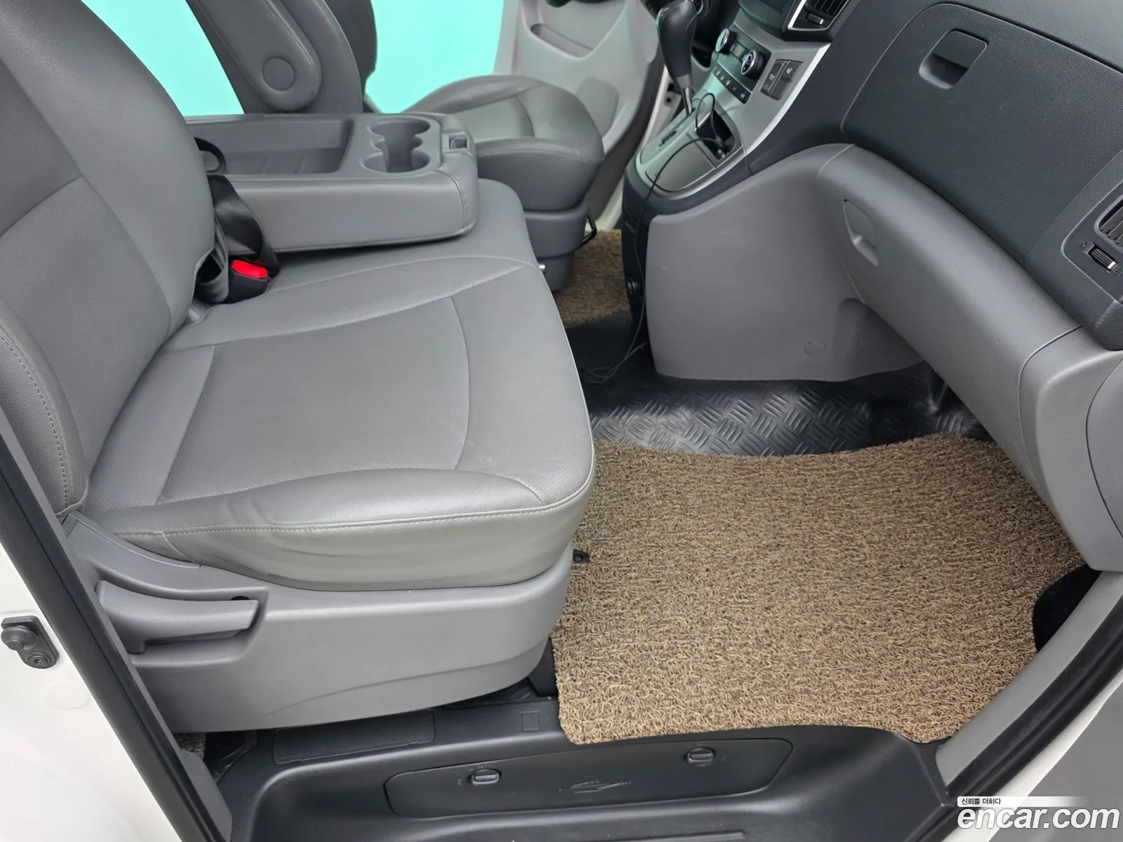 Hyundai Grand Starex 2016 — 8