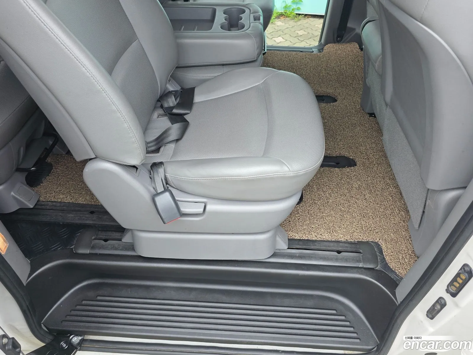 Hyundai Grand Starex 2016 — 2