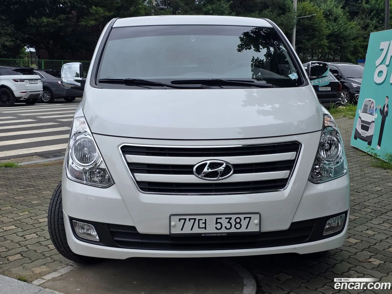 Hyundai Grand Starex 2016 — 17