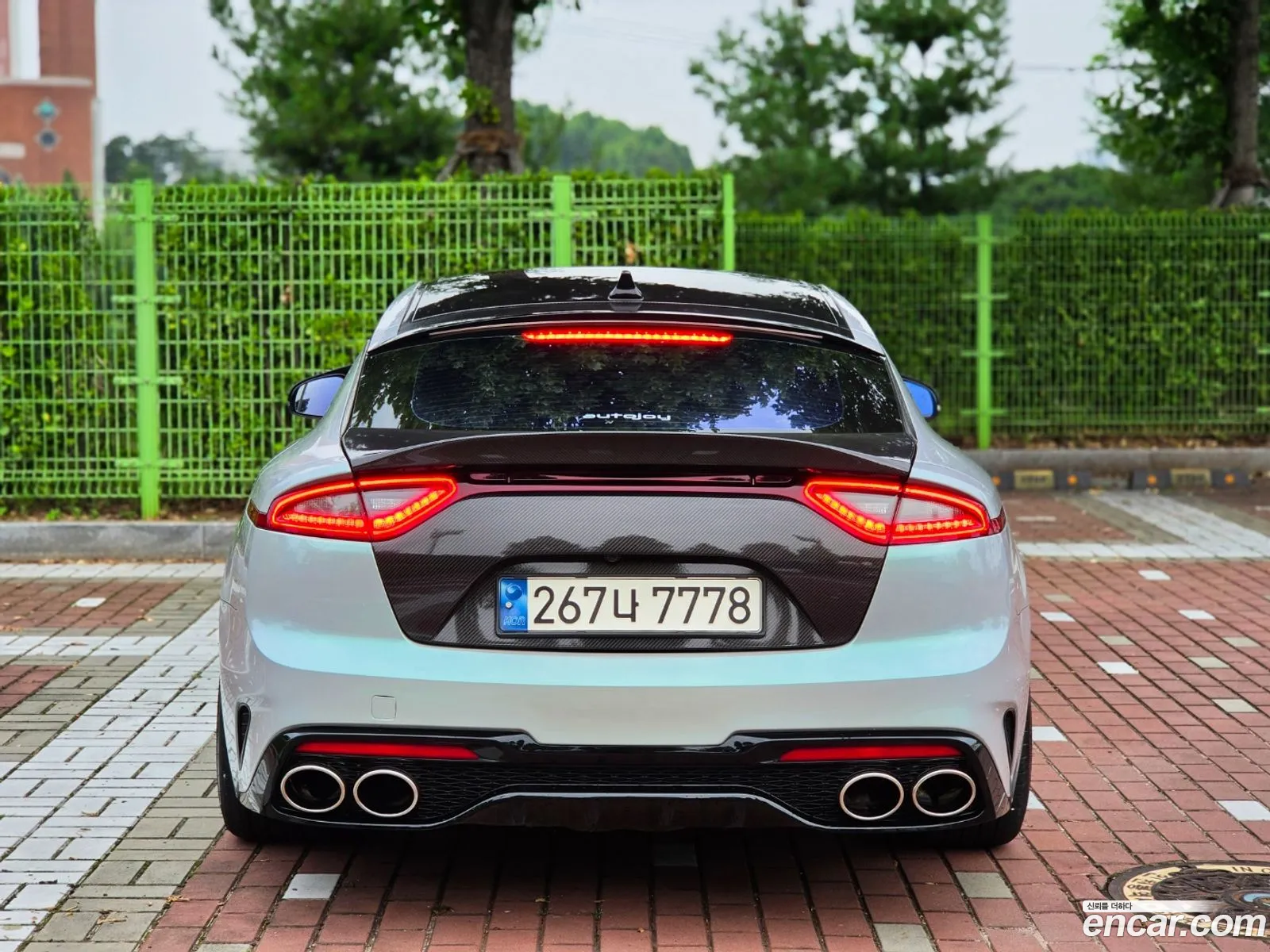 Kia Stinger 2018 — 11