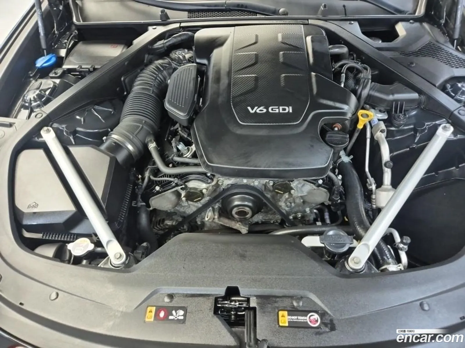 Kia K9 2022 — 12