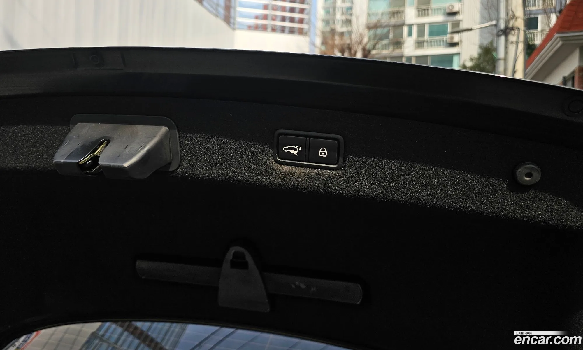 Genesis EQ900 2018 — 6