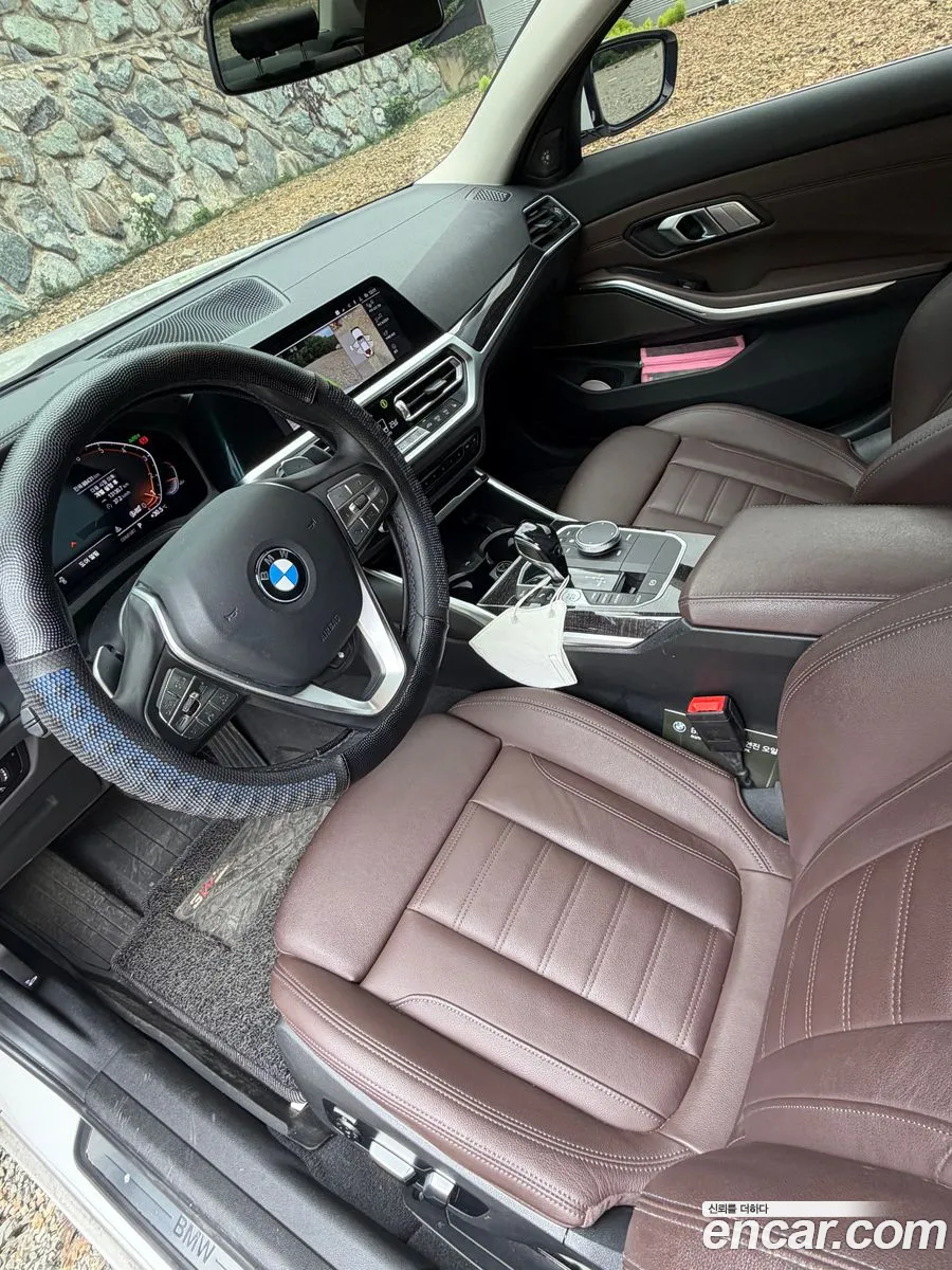 BMW 3 Series 2021 — 16