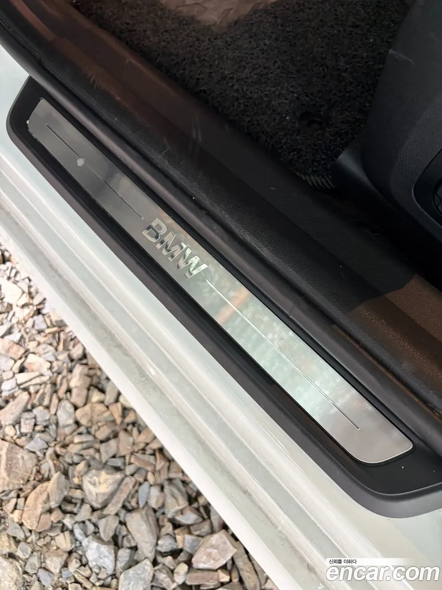 BMW 3 Series 2021 — 3