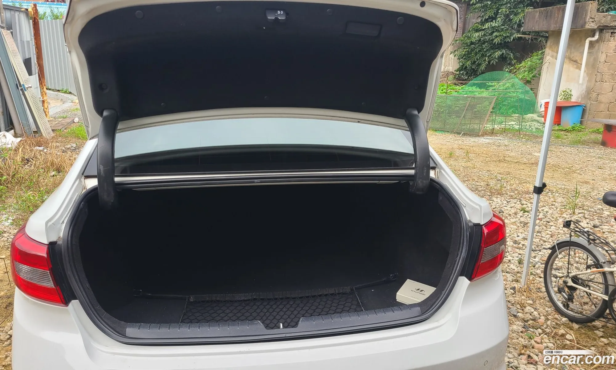 Hyundai LF Sonata 2016 — 2