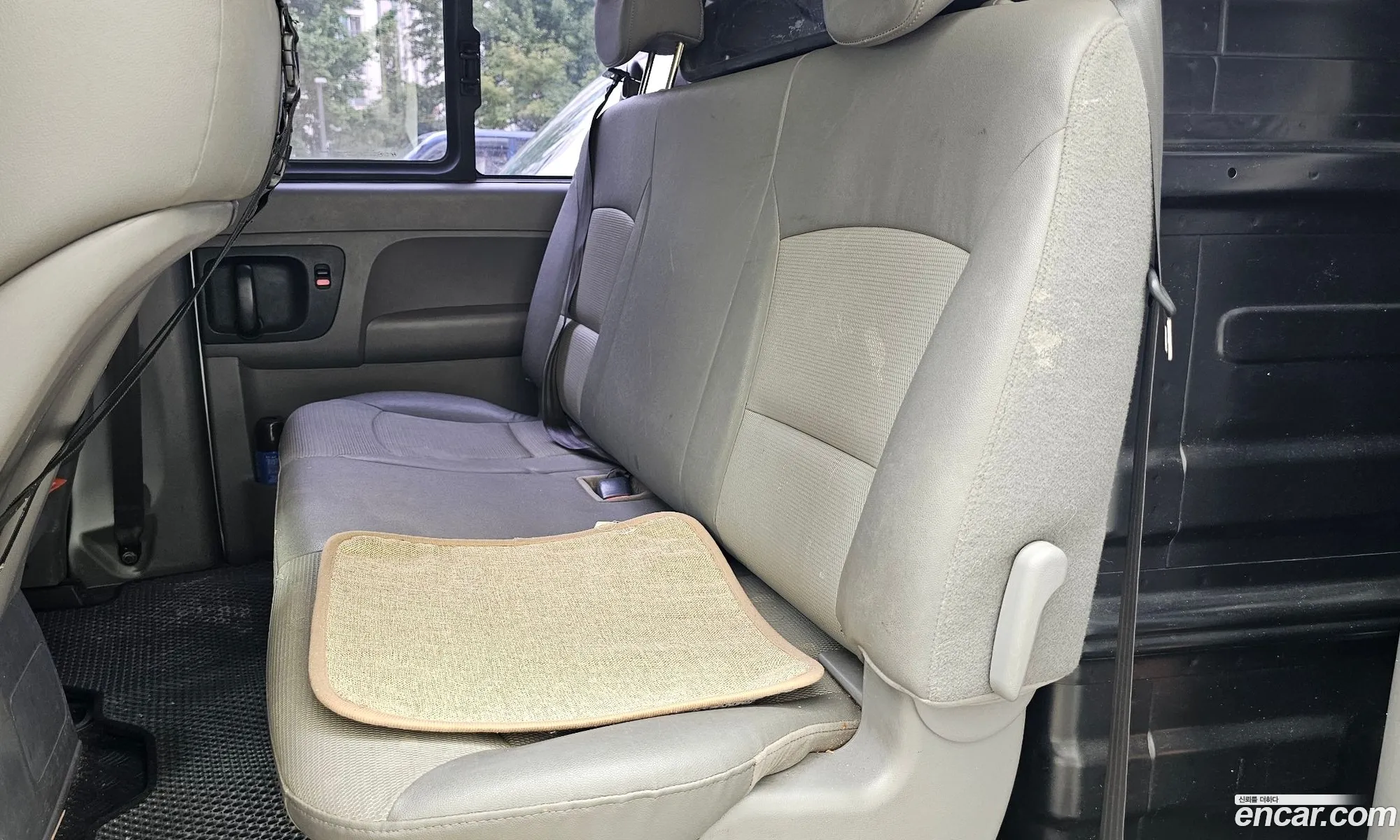 Hyundai Grand Starex 2011 — 12