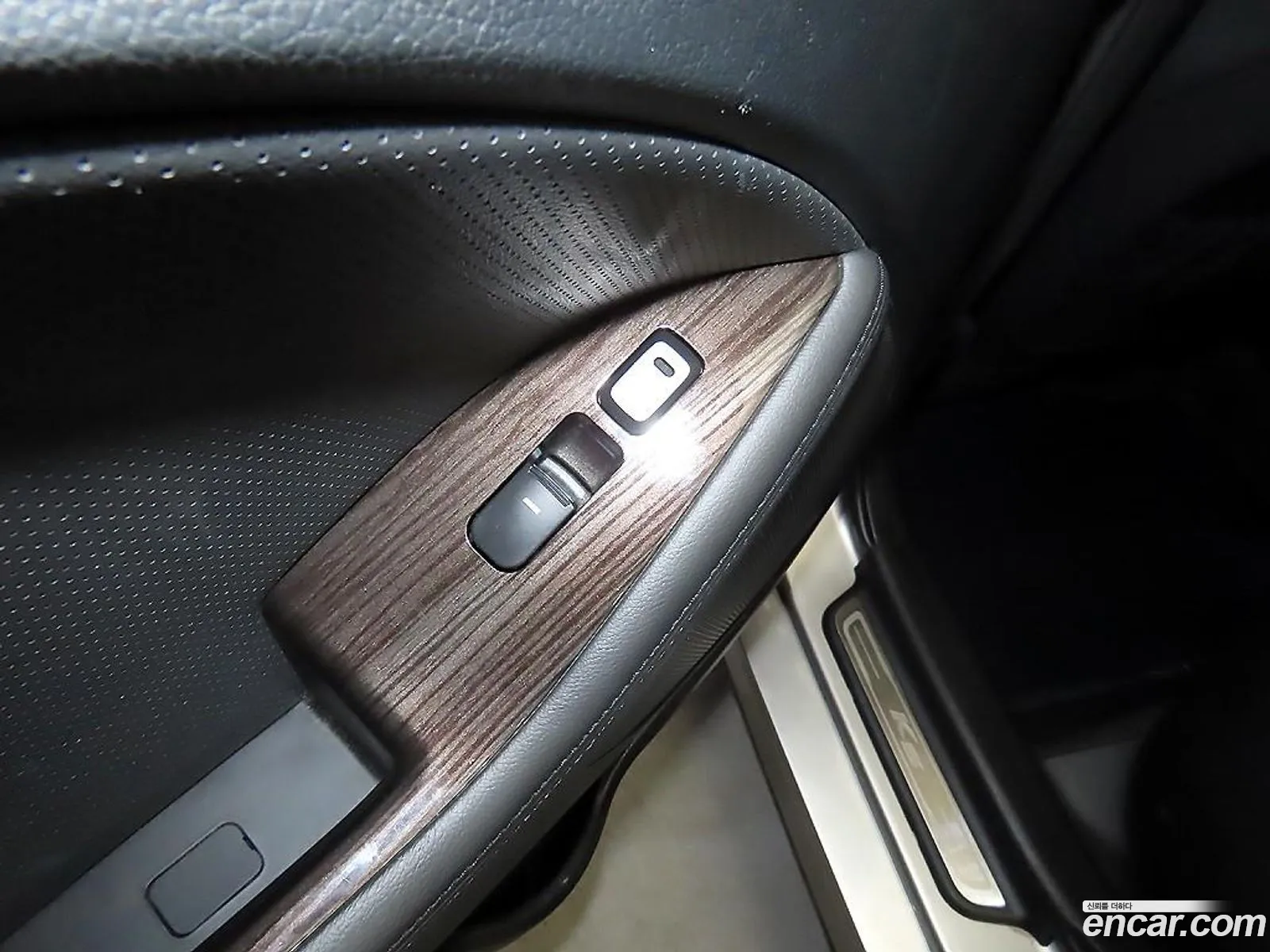 Kia K5 2011 — 18