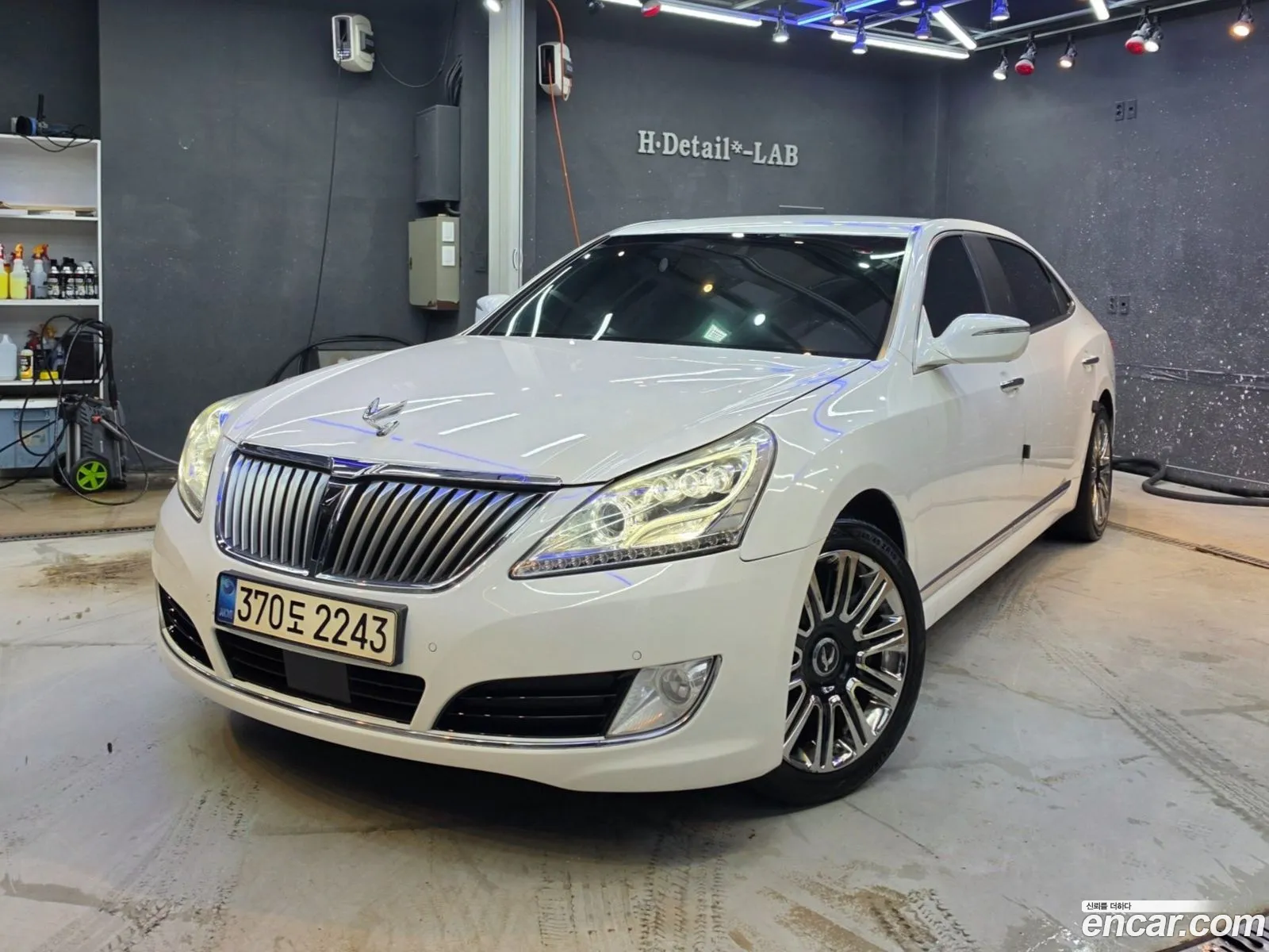 Hyundai Equus 2013 — 10