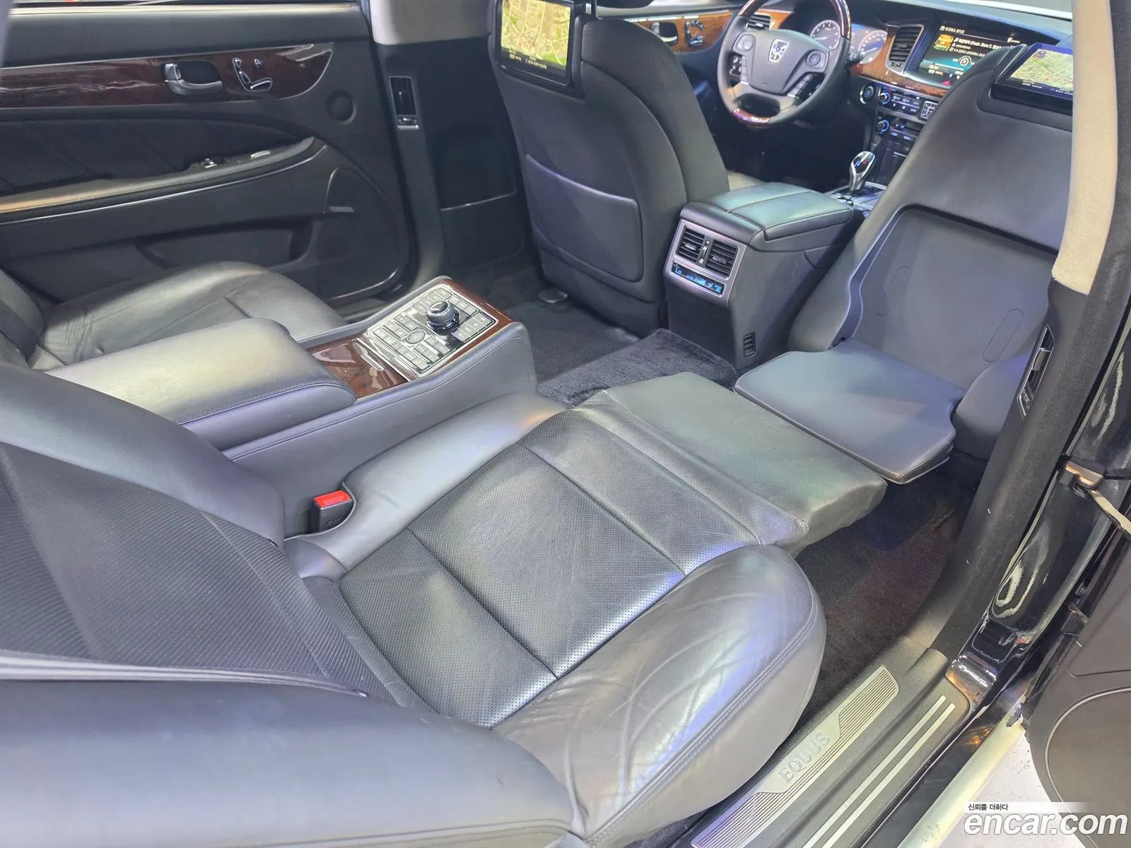 Hyundai Equus 2013 — 9