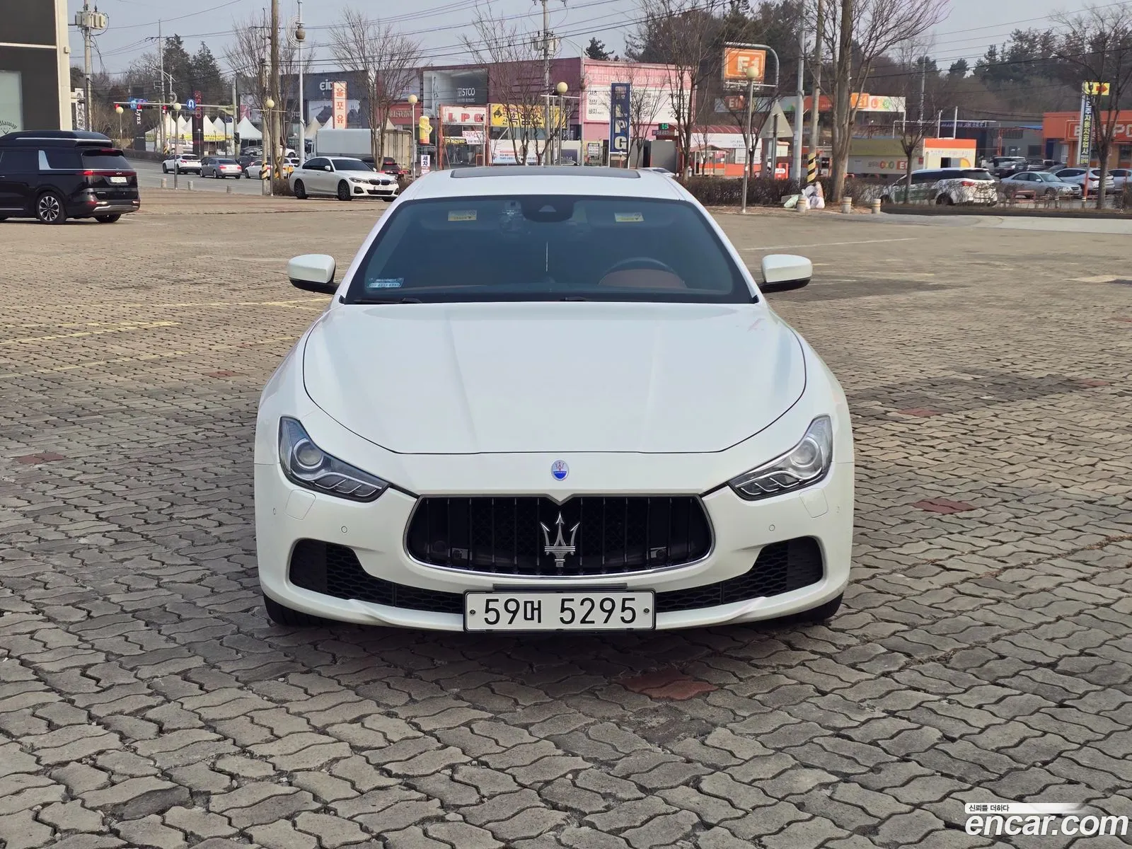 Maserati Ghibli 2017 — 10