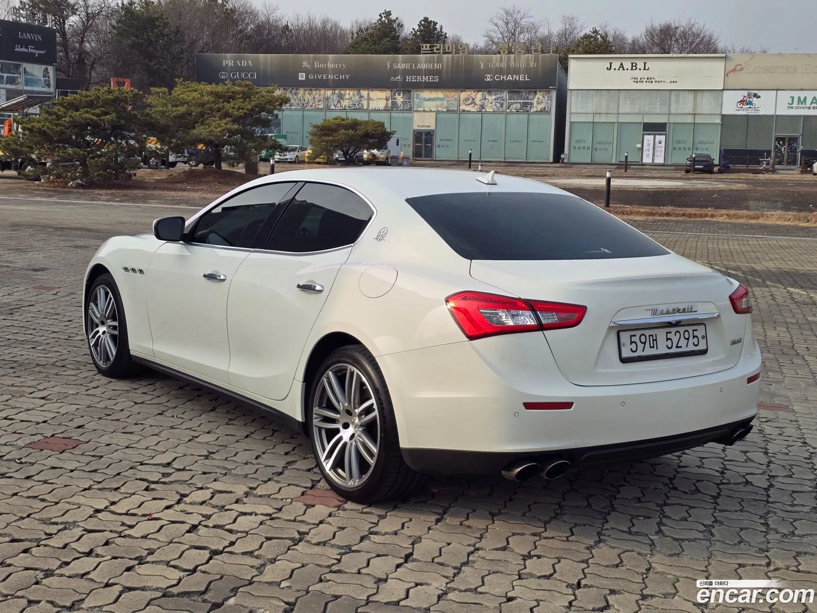 Maserati Ghibli 2017 — 16