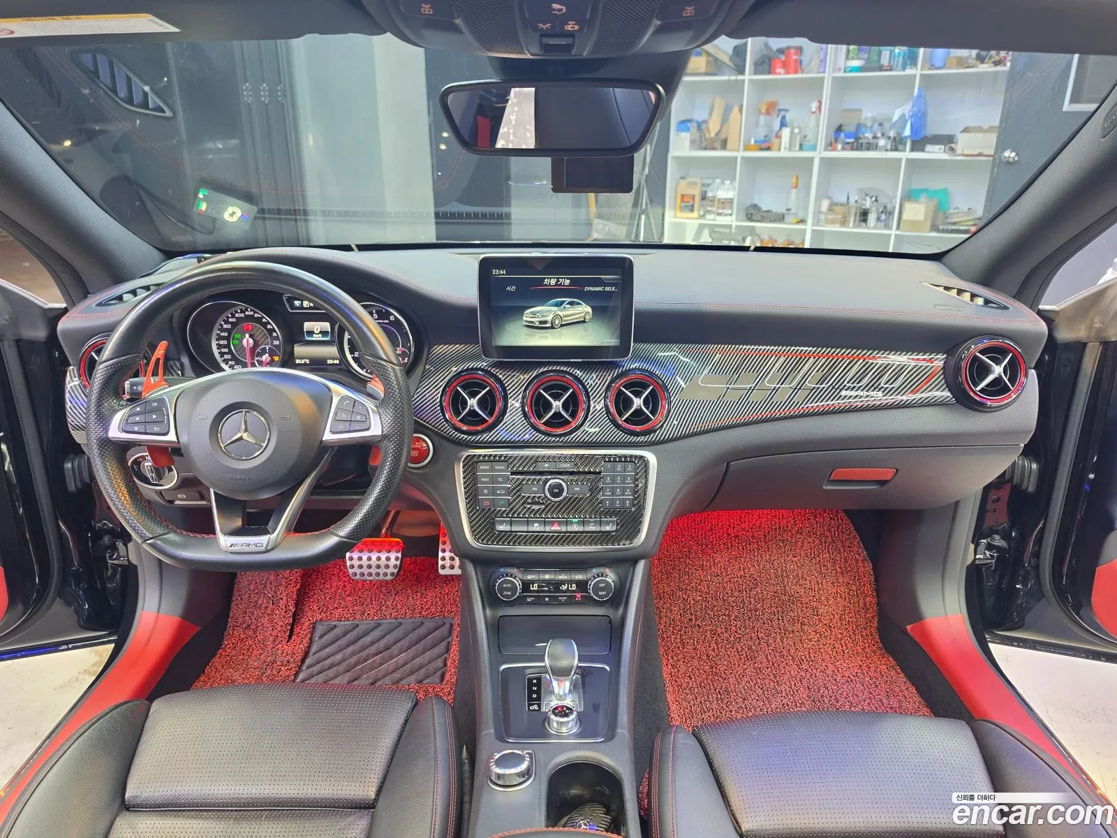 Mercedes-Benz CLA-Class C117 2016 — 19