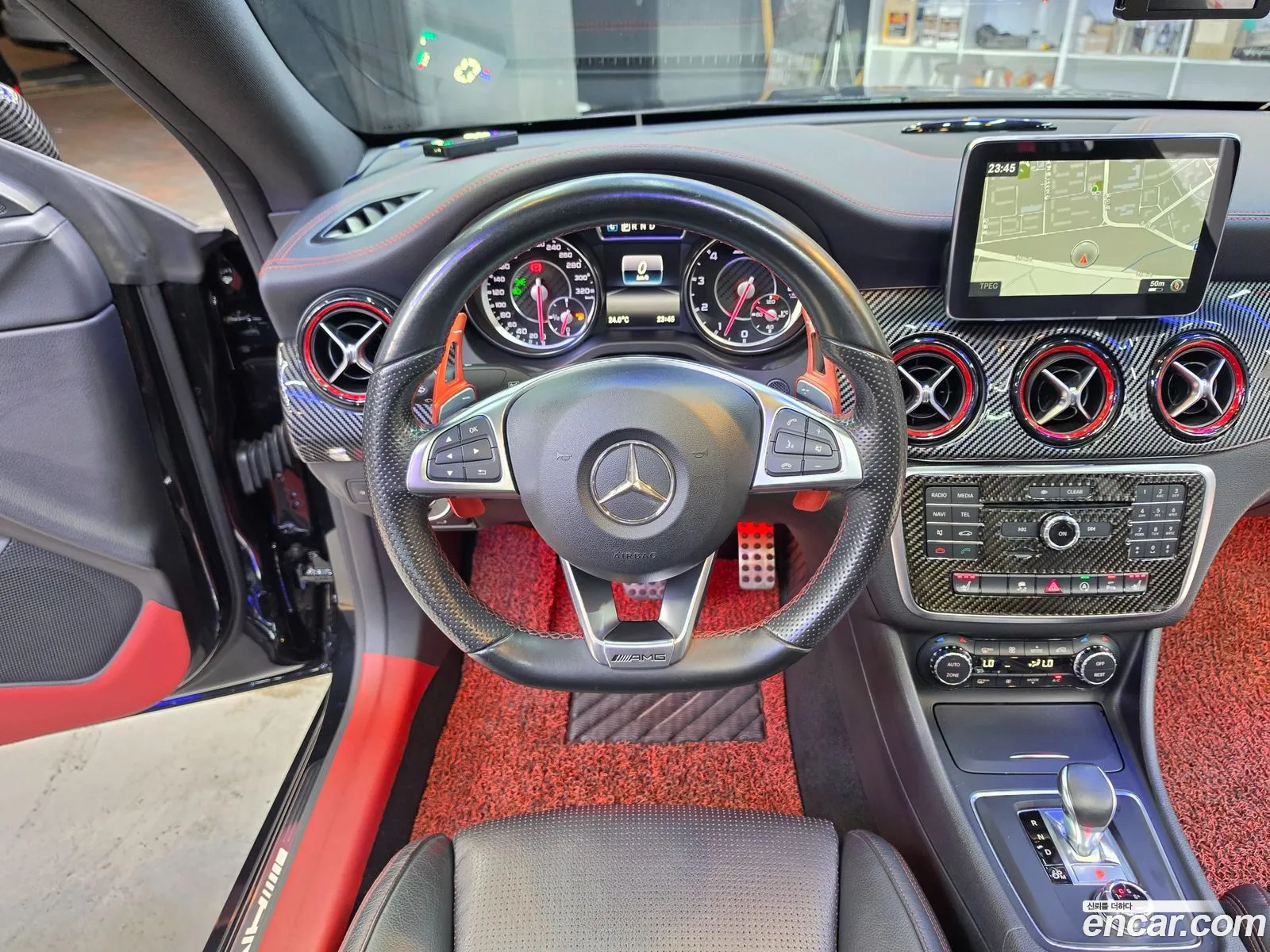 Mercedes-Benz CLA-Class C117 2016 — 17