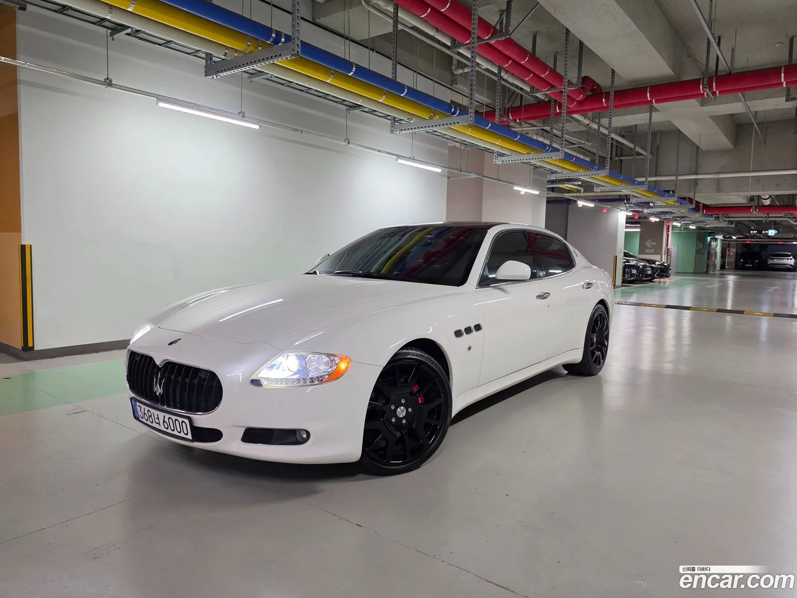 Maserati Quattroporte 2010 — 18