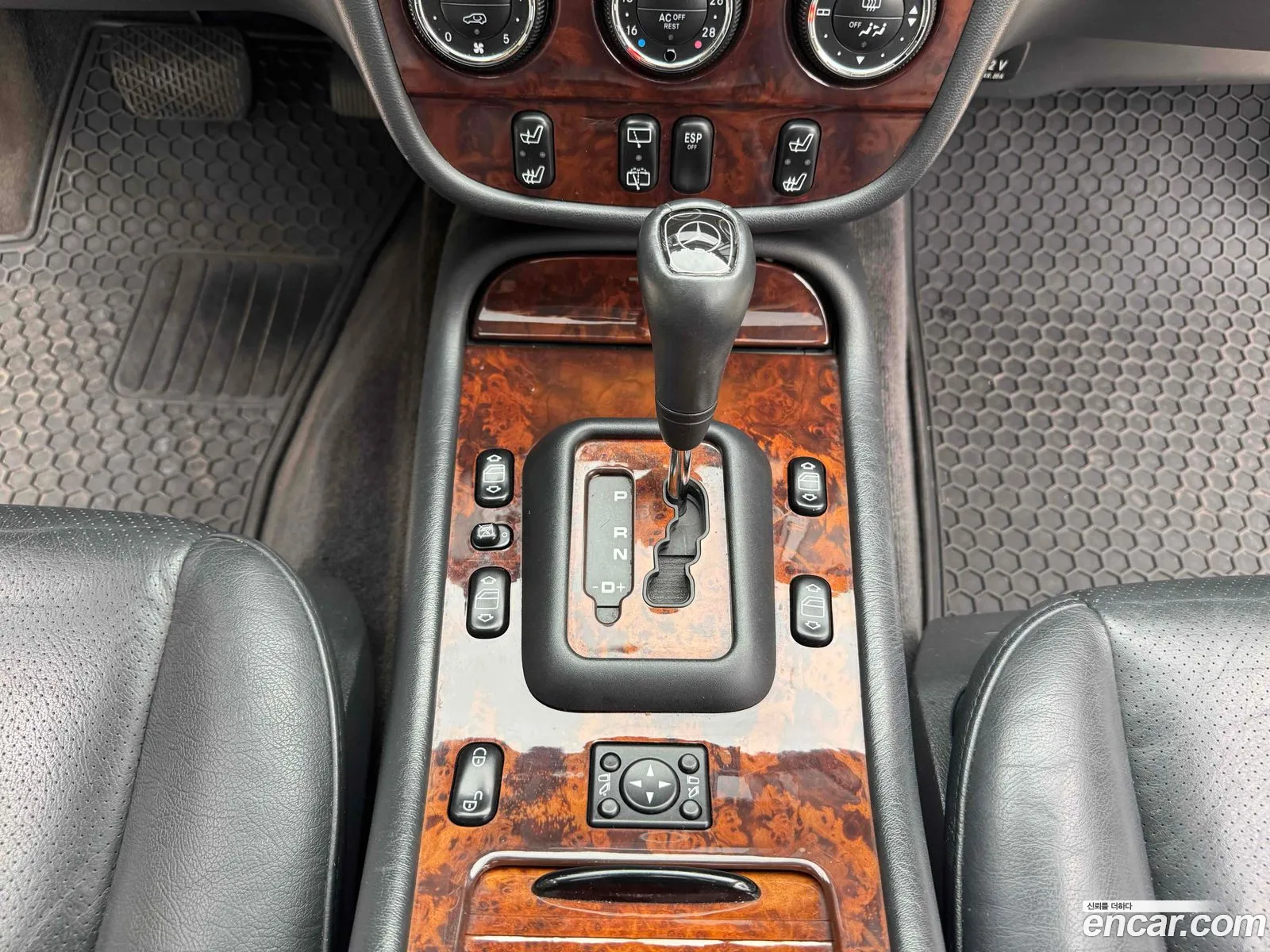 Mercedes-Benz M-Class W163 2004 — 9