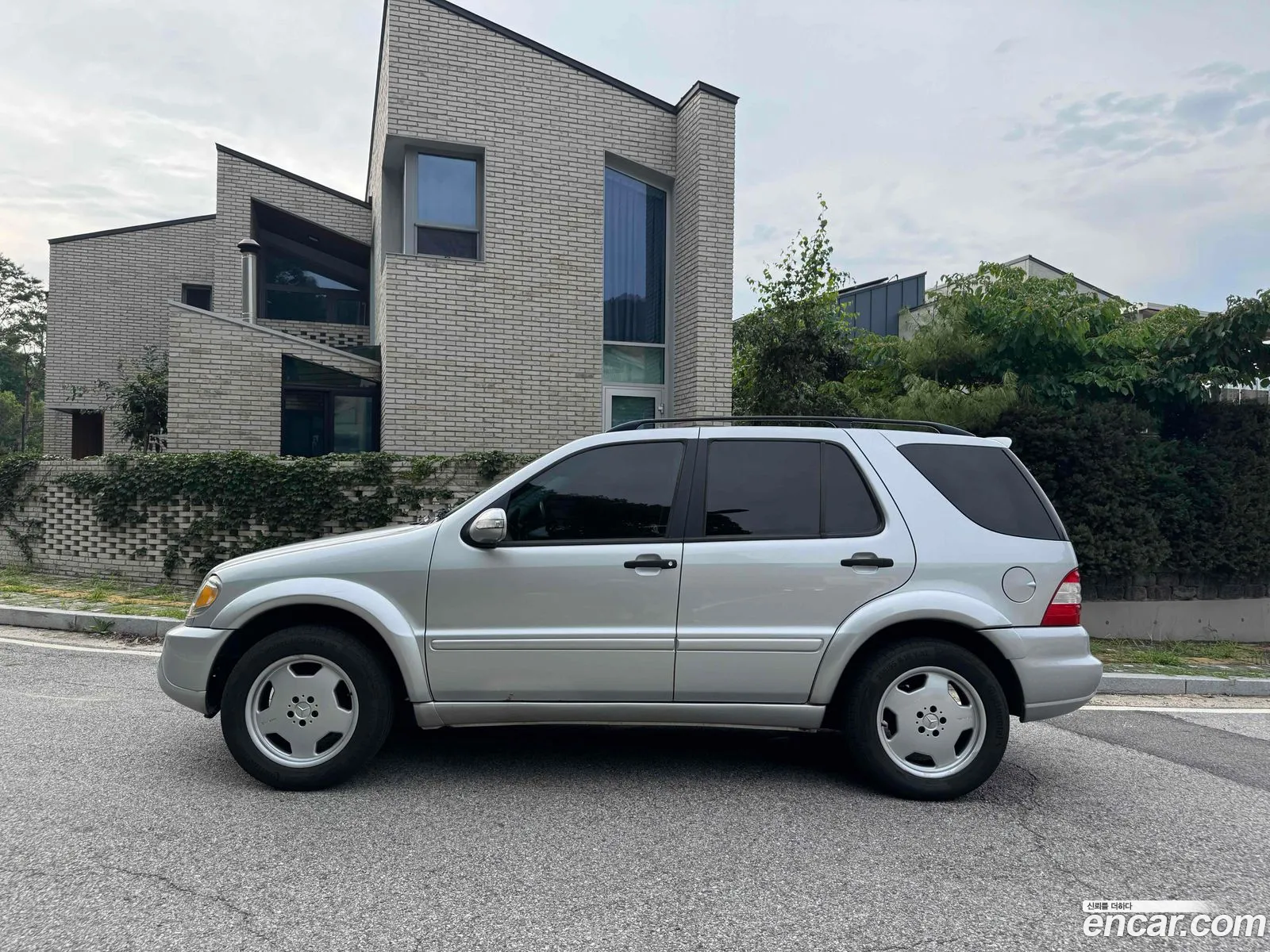 Mercedes-Benz M-Class W163 2004 — 4