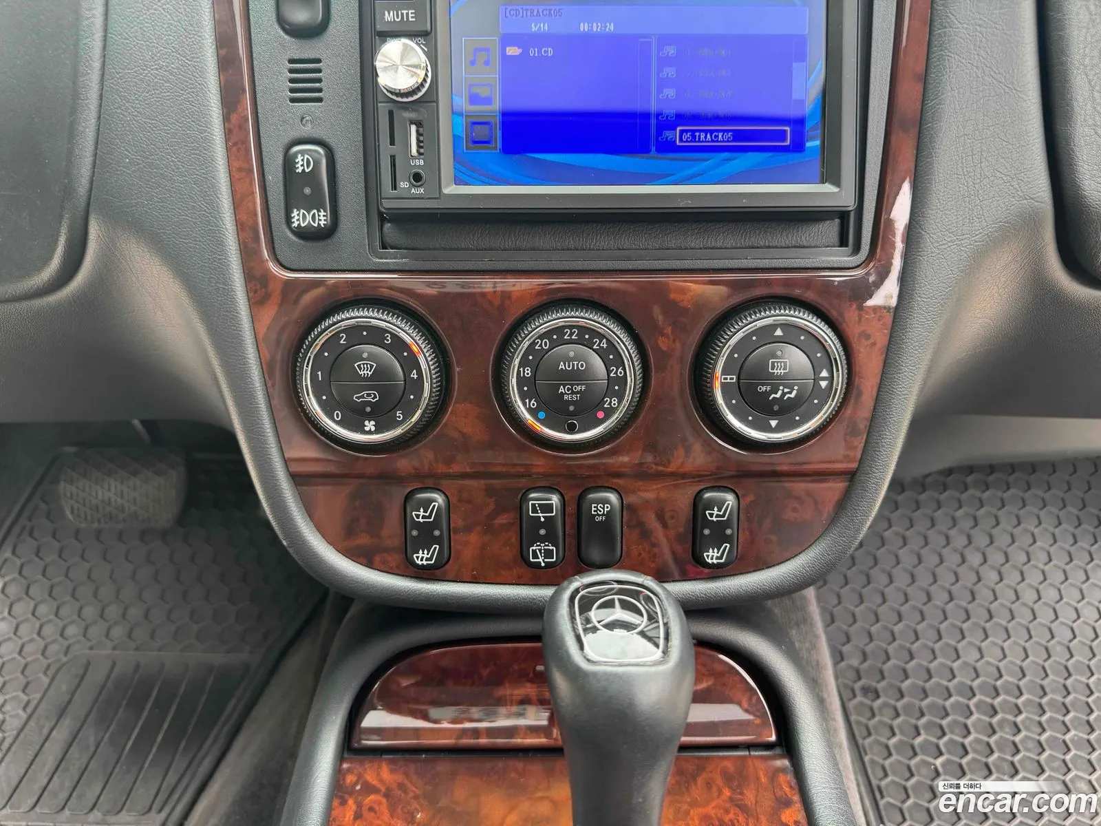 Mercedes-Benz M-Class W163 2004 — 10
