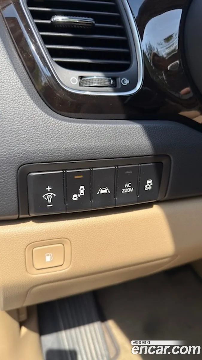 Kia Carnival 2018 — 11