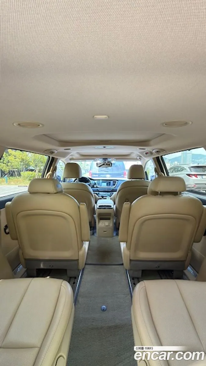 Kia Carnival 2018 — 2