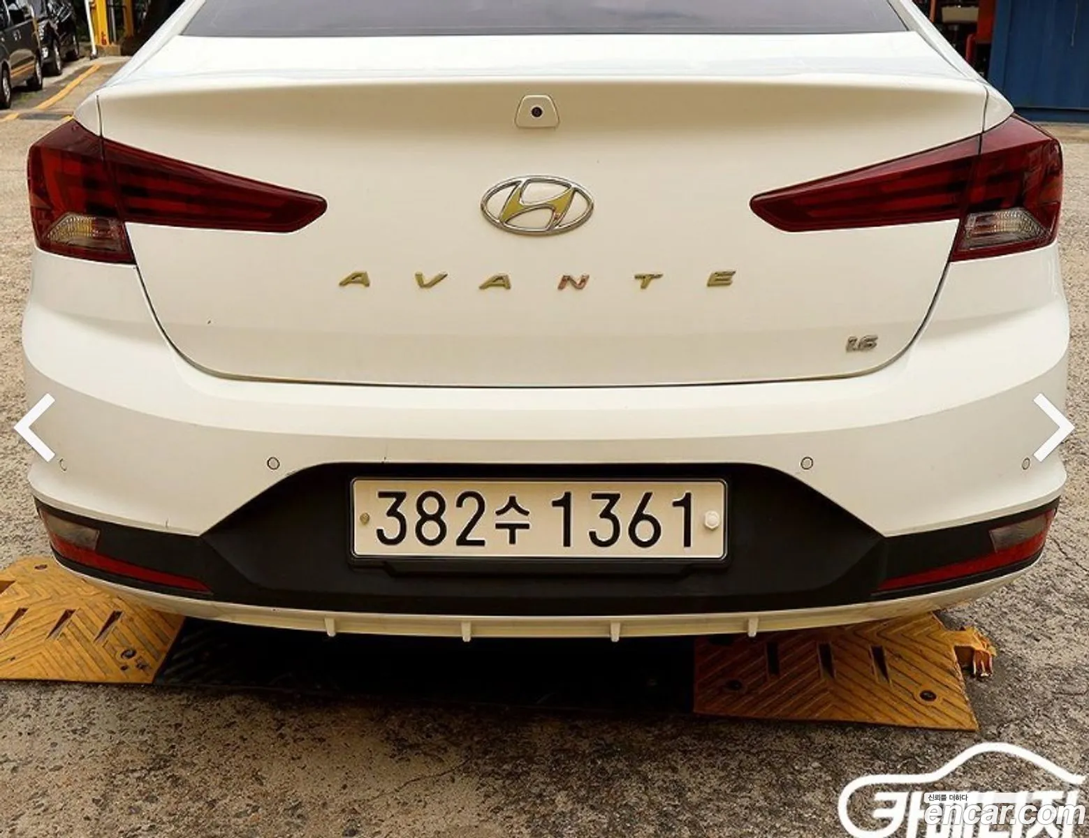 Hyundai Elantra AD 2019 — 15