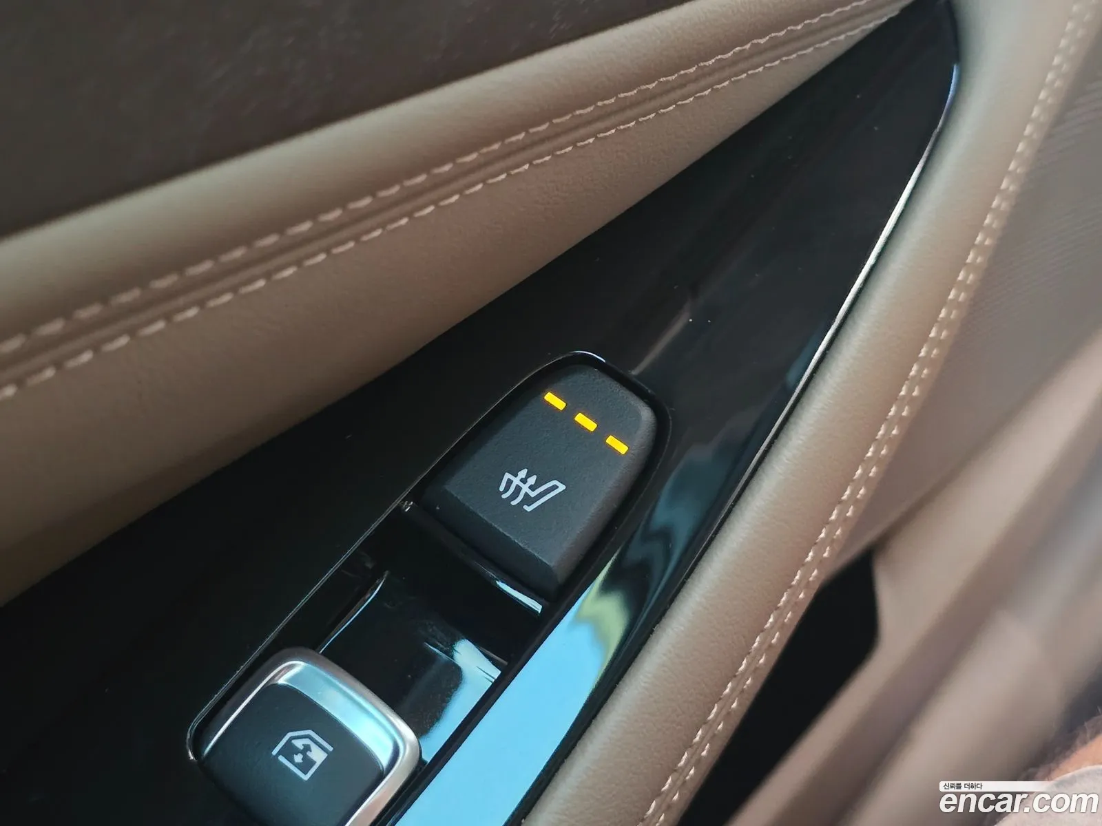 Kia K8 Hybrid 2023 — 20