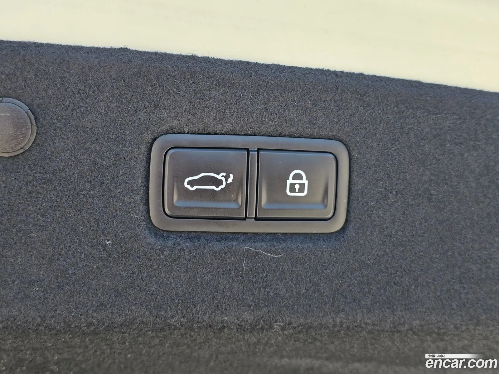 Kia K8 Hybrid 2023 — 6