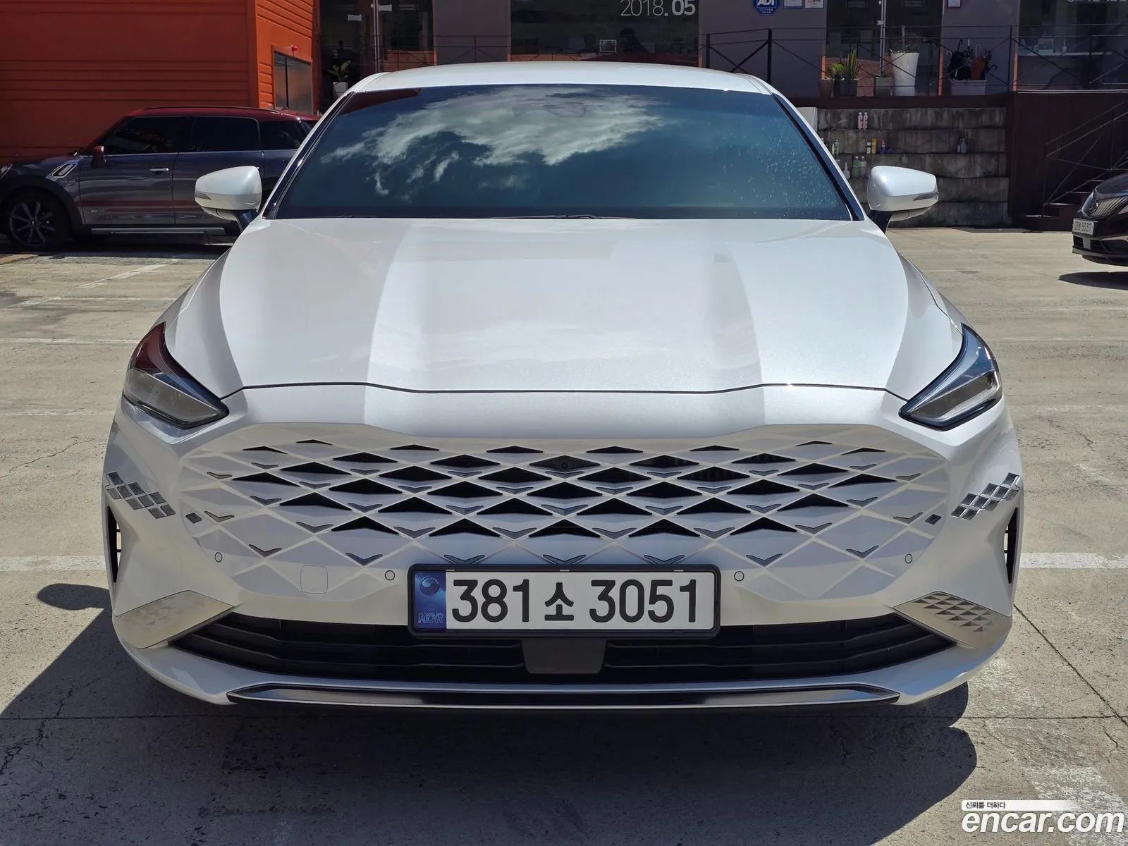 Kia K8 Hybrid 2023 — 18