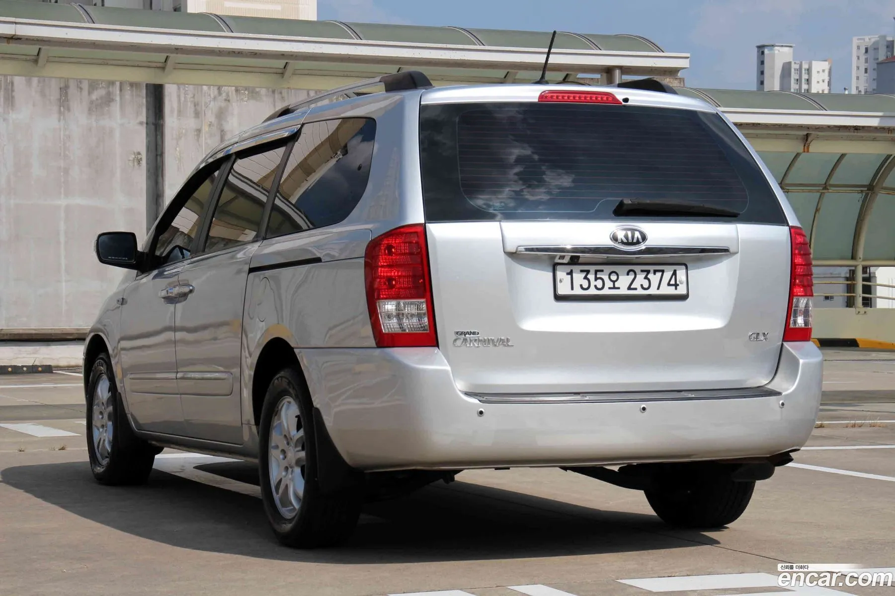 Kia Carnival R 2012 — 6