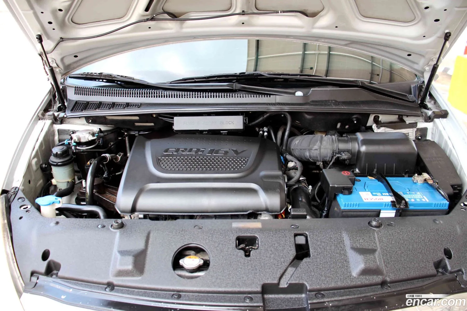 Kia Carnival R 2012 — 15