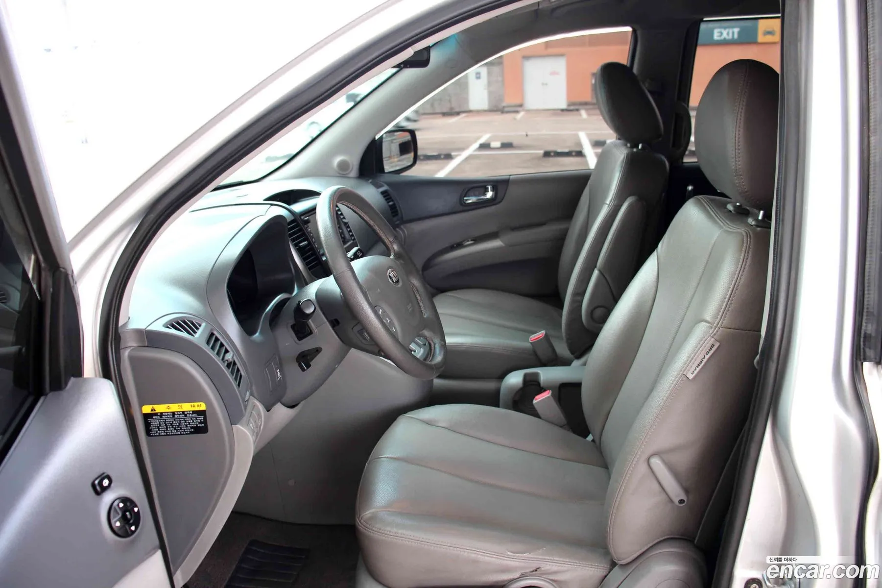 Kia Carnival R 2012 — 9