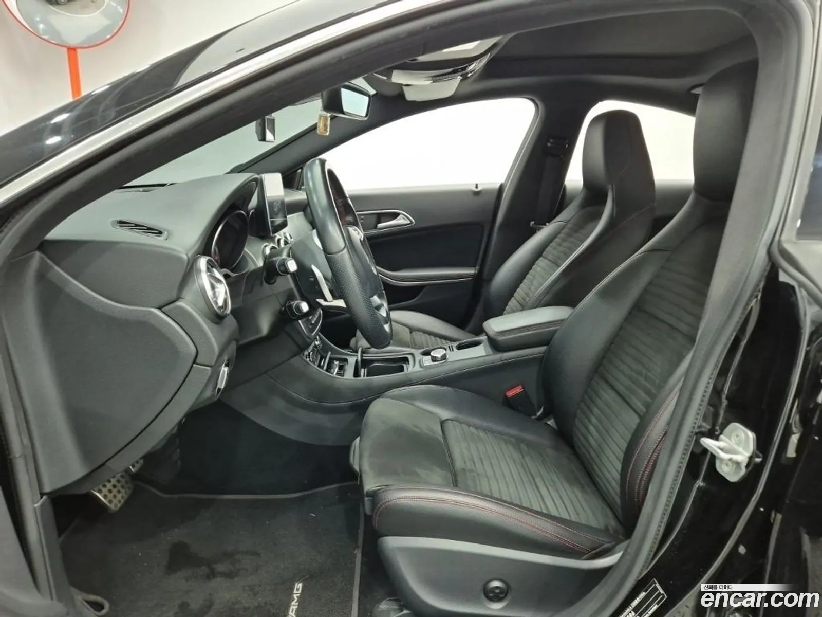 Mercedes-Benz CLA-Class C117 2016 — 3