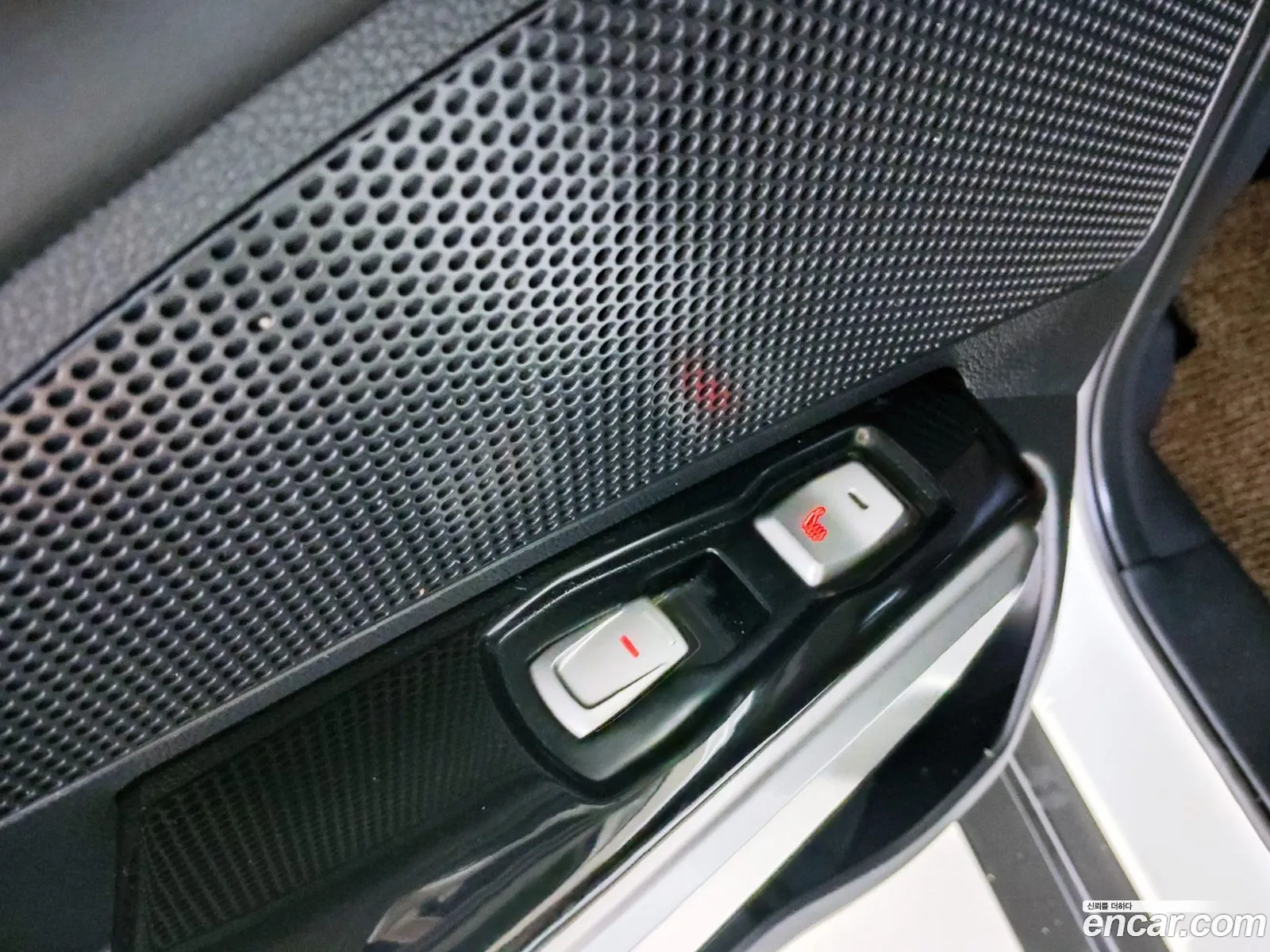 KG Mobility (SsangYong) Tivoli 2015 — 7