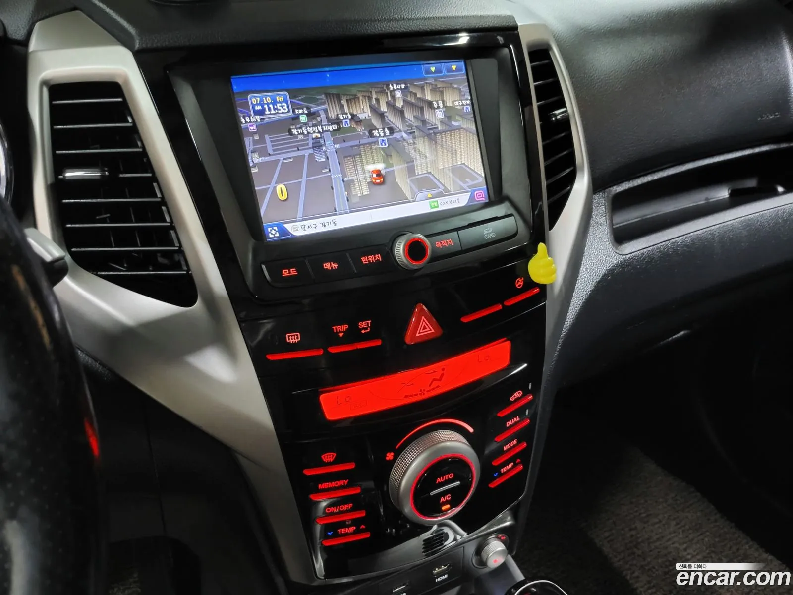 KG Mobility (SsangYong) Tivoli 2015 — 10