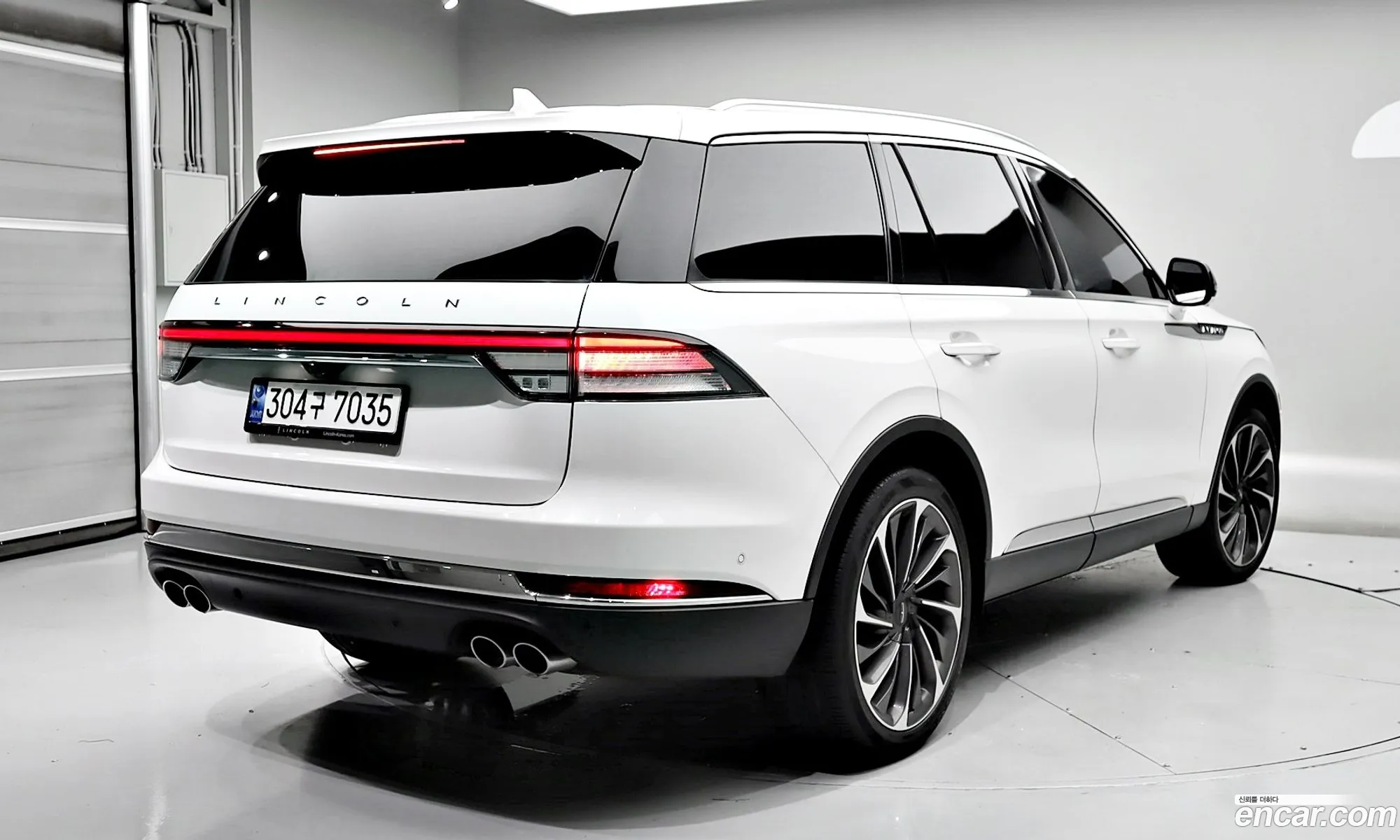 Lincoln Aviator 2020 — 3
