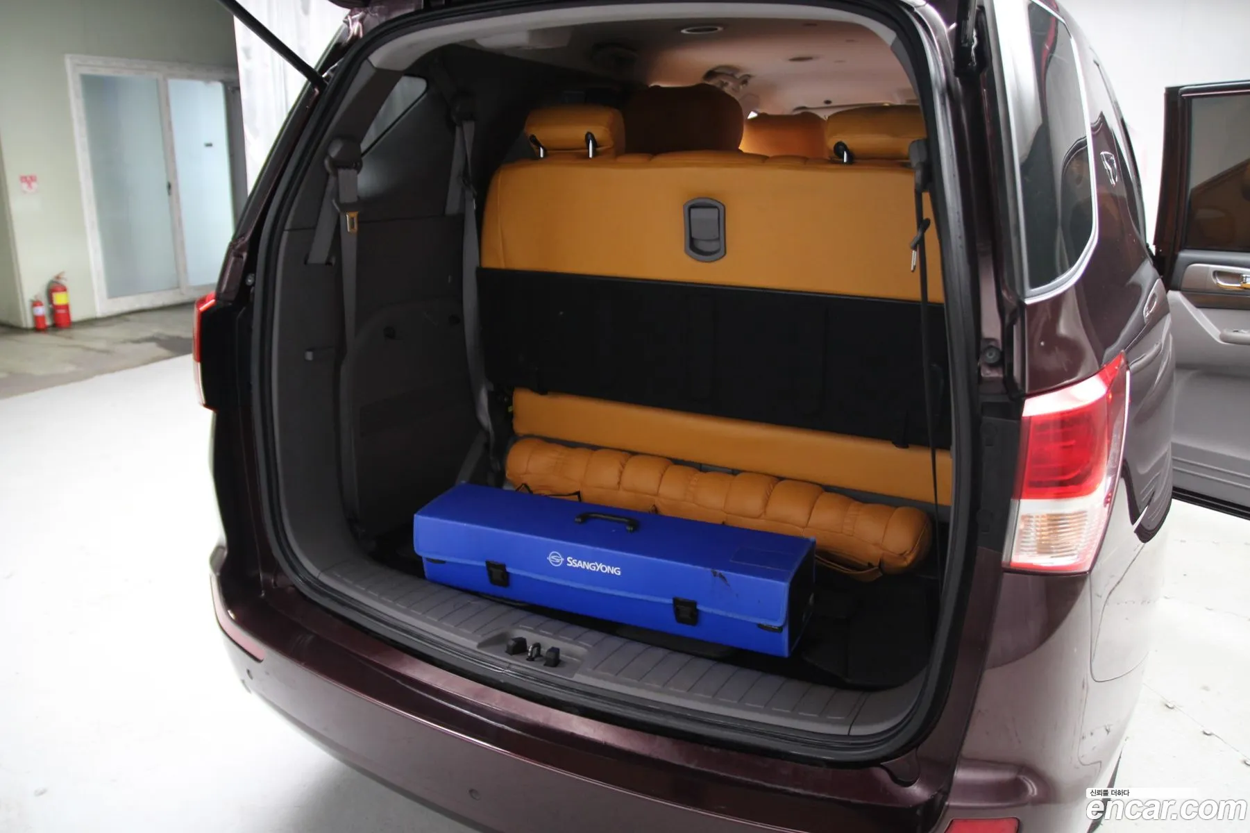 KG Mobility (SsangYong) Korando Turismo 2014 — 10