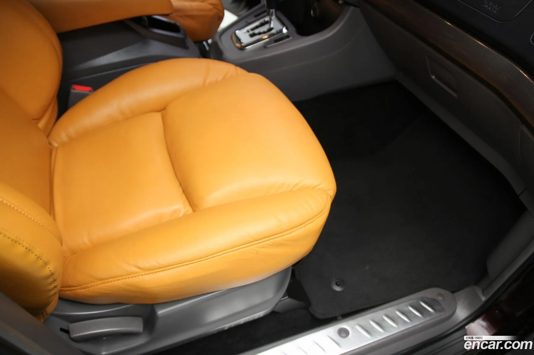 KG Mobility (SsangYong) Korando Turismo 2014 — 3